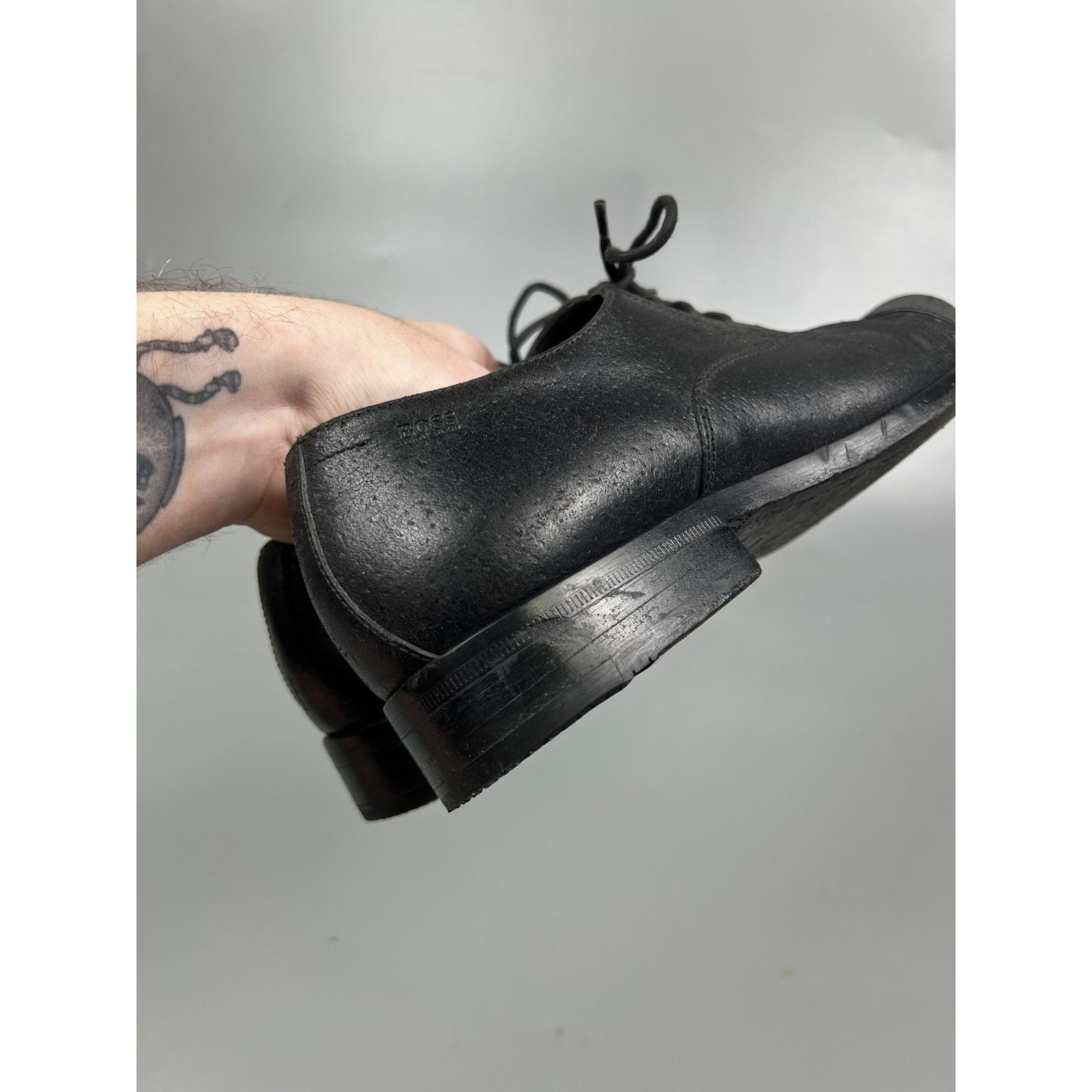Hugo Boss Hugo Boss Black Leather Round Toe Oxford Shoes (Y1021) Size US 9 / EU 42 - 10 Thumbnail