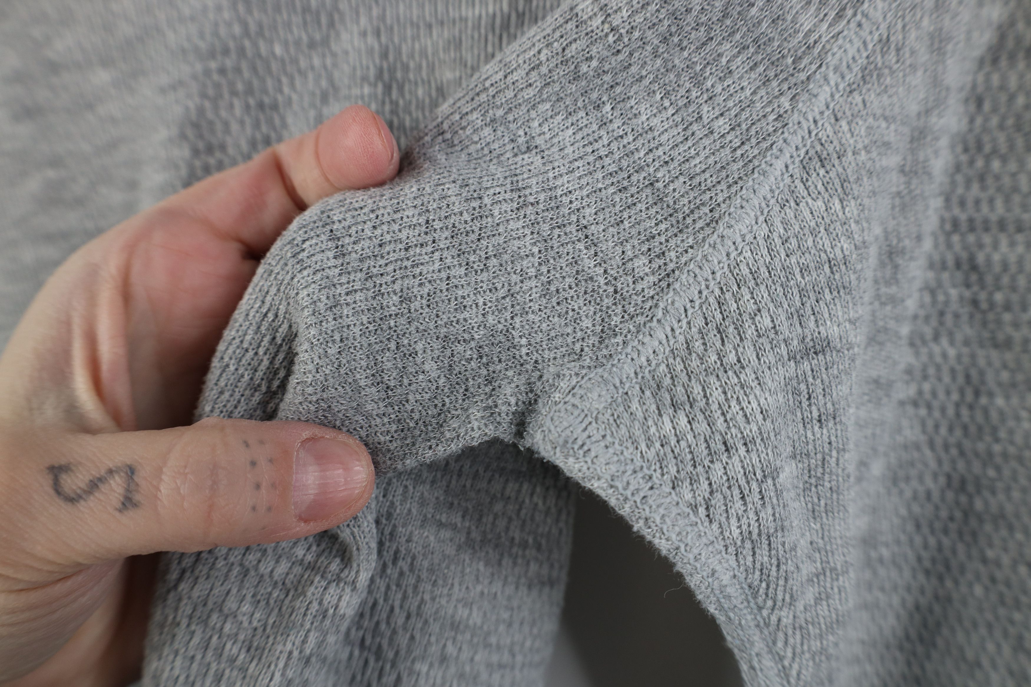Vintage Vintage 90s Streetwear Waffle Knit Long Sleeve T-Shirt Size US M / EU 48-50 / 2 - 8 Thumbnail