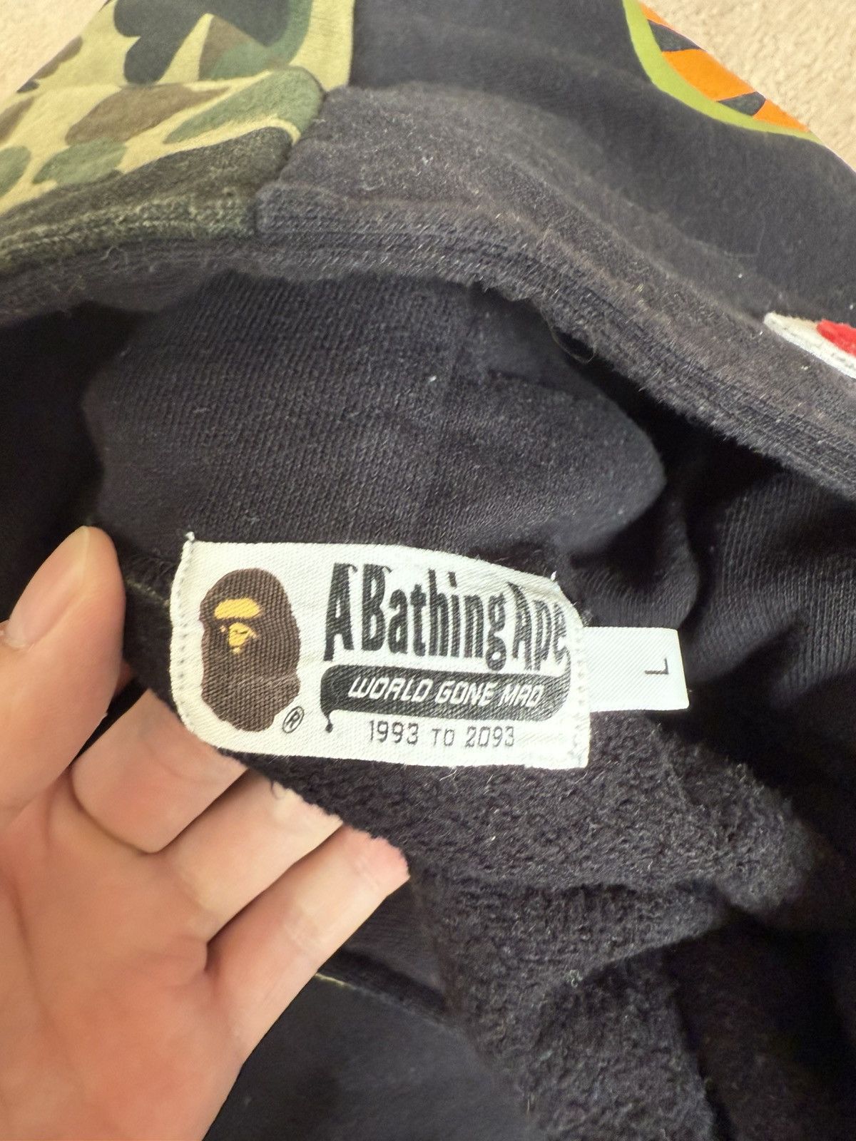Bape Bape 1st Camo Shark Pullover Hoodie Size L Size US L / EU 52-54 / 3 - 4 Thumbnail