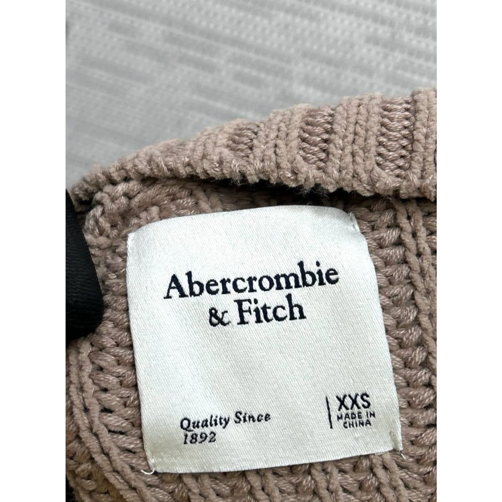 Abercrombie & Fitch Abercrombie & Fitch Sweater Cardigan Womens XS Brown Knit V-Neck Long Sleeve Regular Fit - Solid Knit, Machine Washable Size XXS / US 00 / IT 34 - 3 Thumbnail