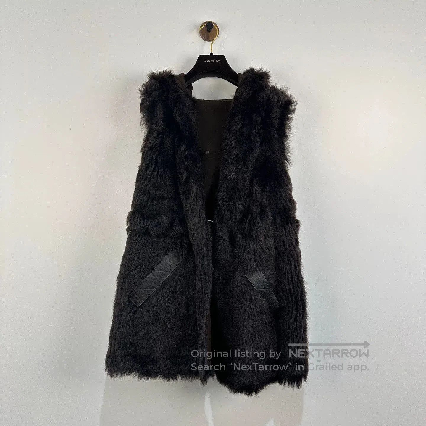 Louis Vuitton Louis Vuitton Reversible Fur Hooded Vest. Size S / US 4 / IT 40 - 3 Thumbnail