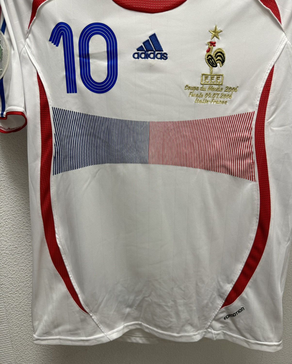 Vintage Zidane 10 Coupe du monde 2006 france soccer jersey 06 fifa L Size US L / EU 52-54 / 3 - 7 Thumbnail