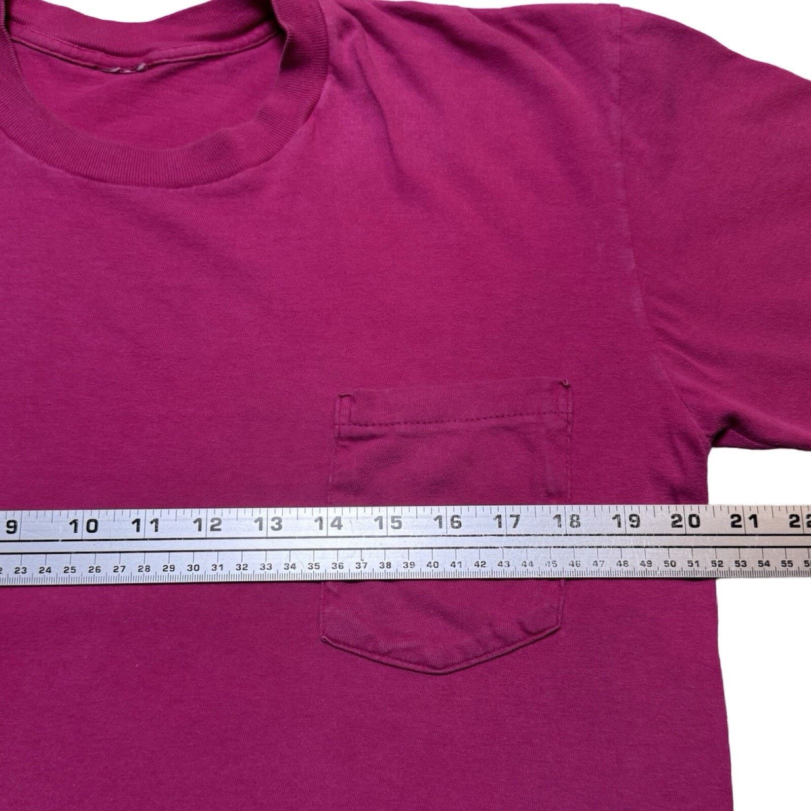 Vintage Vintage 80s Selvedge Pocket T Shirt Cropped Light Plum L Size US L / EU 52-54 / 3 - 3 Thumbnail