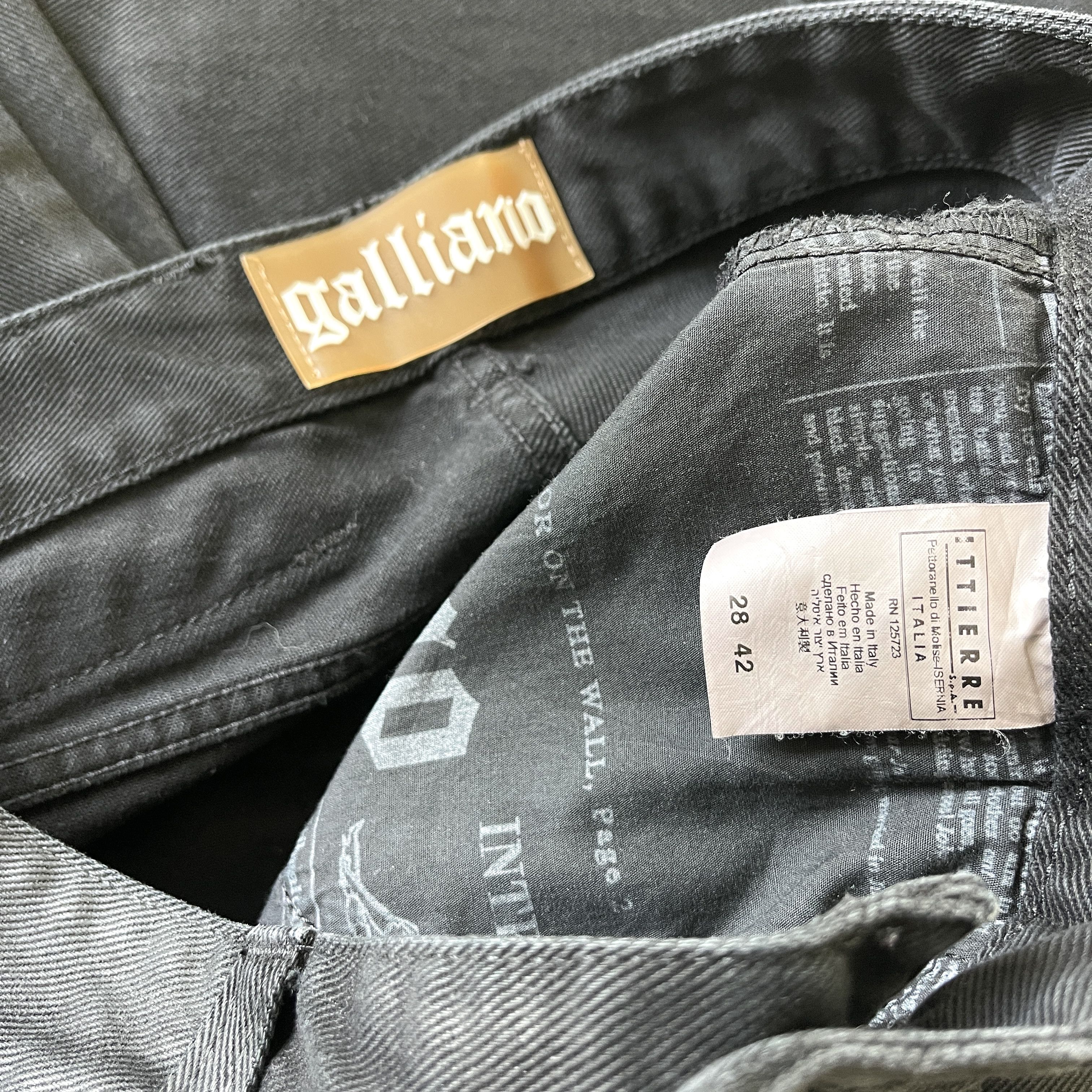 John Galliano JOHN GALLIANO Black Jeans size 28/42 Size 28" / US 6 / IT 42 - 8 Thumbnail