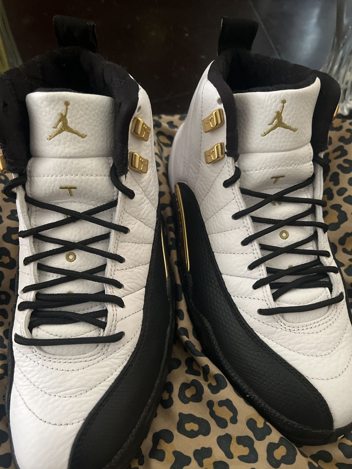 Jordan Brand Air Jordan Retro 12 Size US 7 / EU 40 - 3 Thumbnail