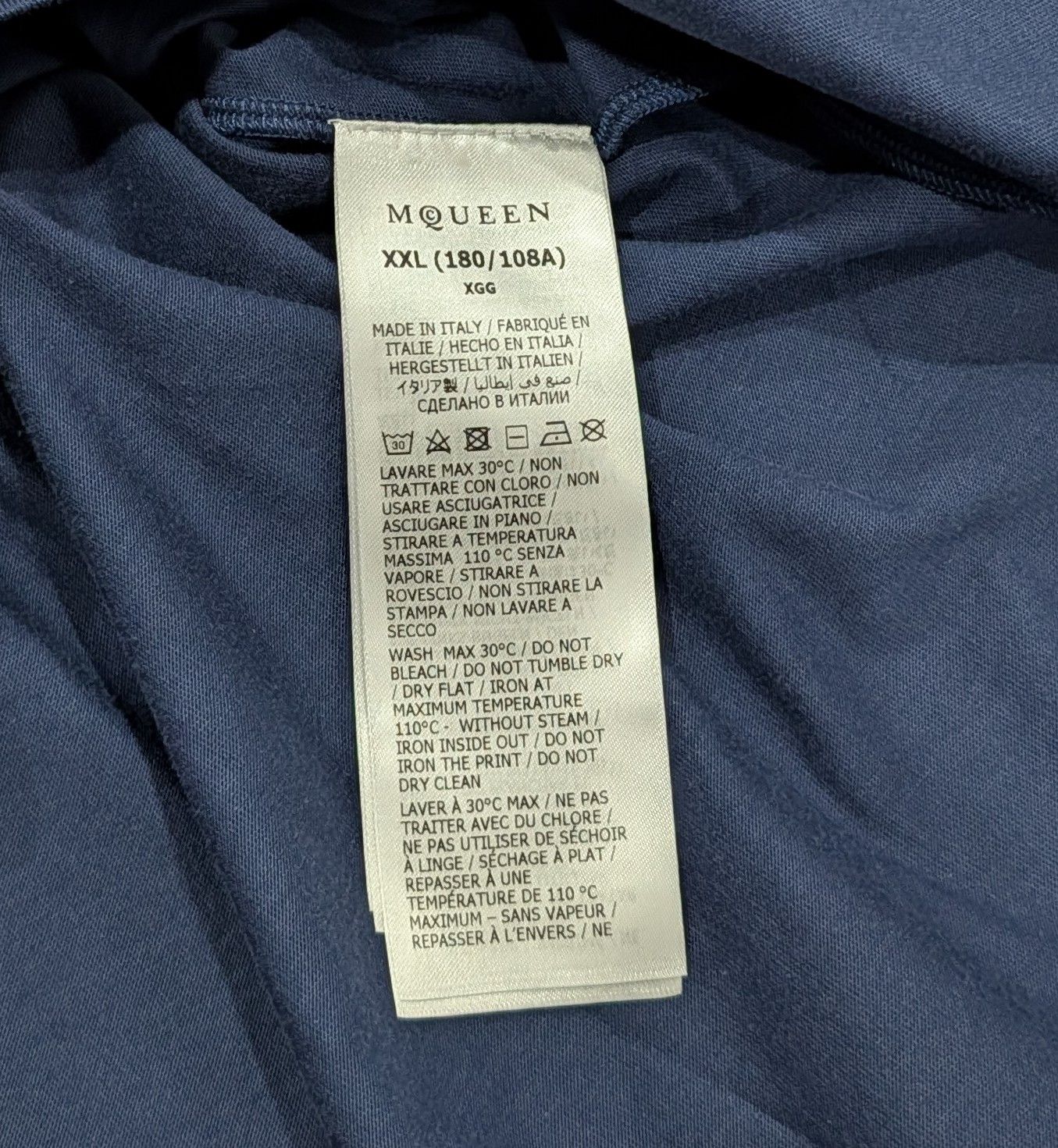 Alexander McQueen Alexander McQueen Flocked Logo T-Shirt Dark Blue 2XL Size US XXL / EU 58 / 5 - 5 Thumbnail