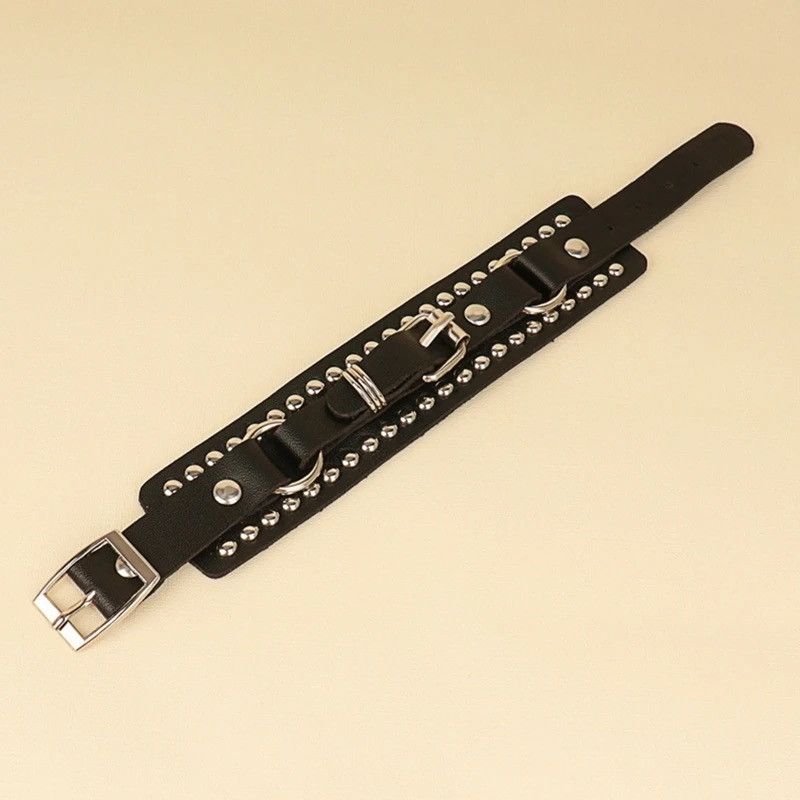 Vintage Leather Studded Bracelet Studded Armband Rivets Bracelet Size ONE SIZE - 2 Thumbnail