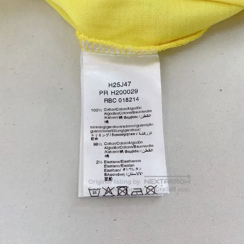 Givenchy Givenchy Size 12+ Letter Logo Yellow T-Shirt Size US S / EU 44-46 / 1 - 7 Thumbnail