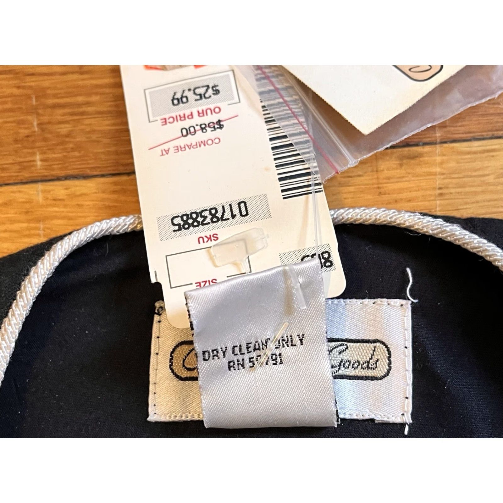 Vintage VINTAGE Cambridge Dry Goods Vest Women’s Large Black Beaded Floral Size L / US 10 / IT 46 - 6 Thumbnail