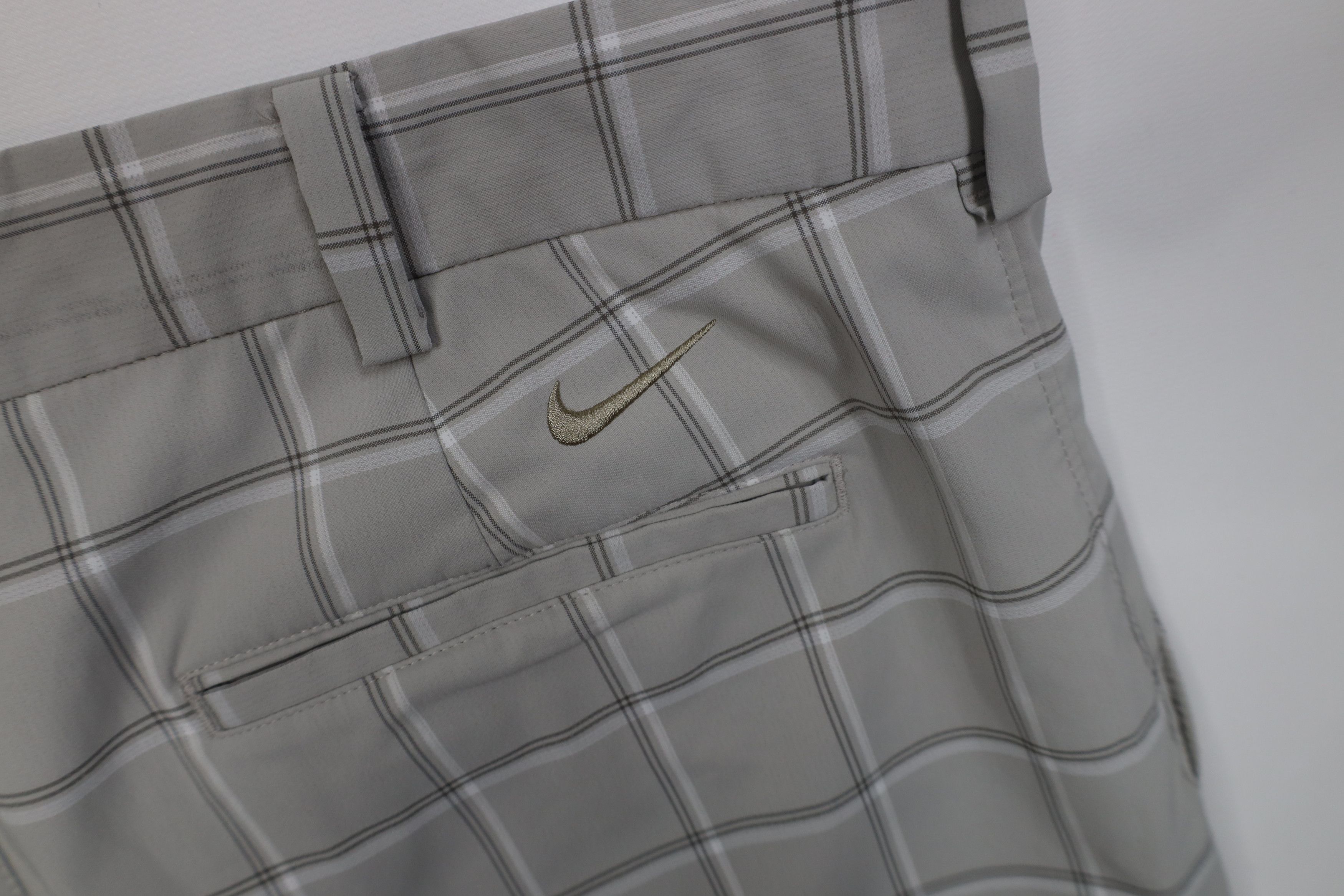 Nike Vintage Y2K Nike Golf Mini Swoosh Golfing Chino Shorts Plaid Size US 34 / EU 50 - 14 Thumbnail