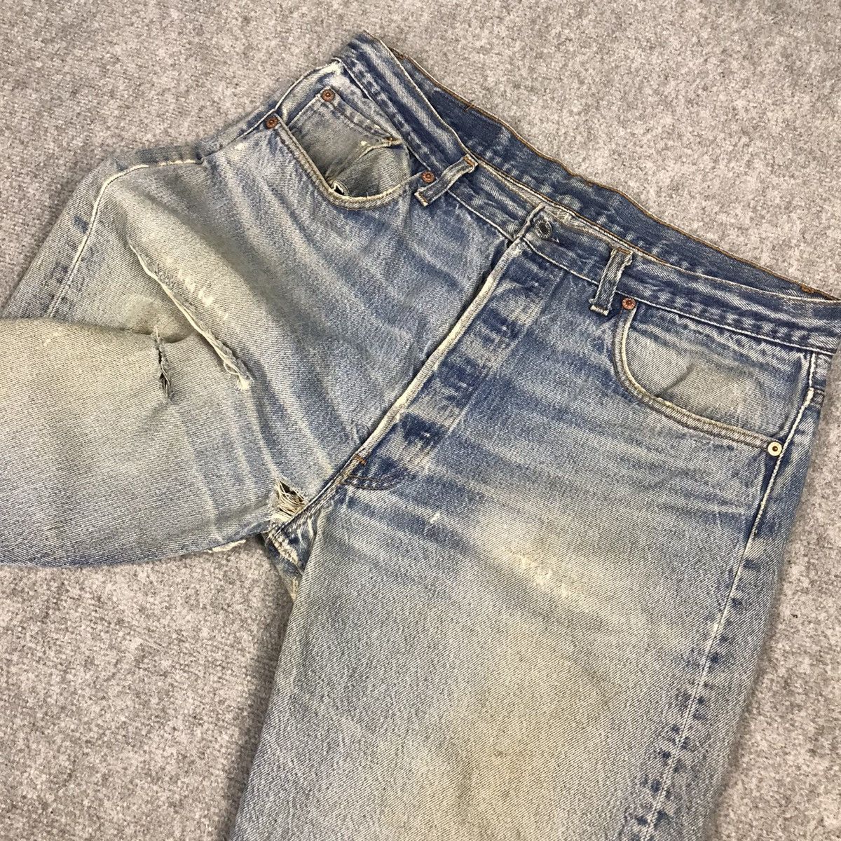 Levi's Vintage Clothing × Vintage Levi’s 501xx distressed denim jeans pants Size US 34 / EU 50 - 9 Thumbnail