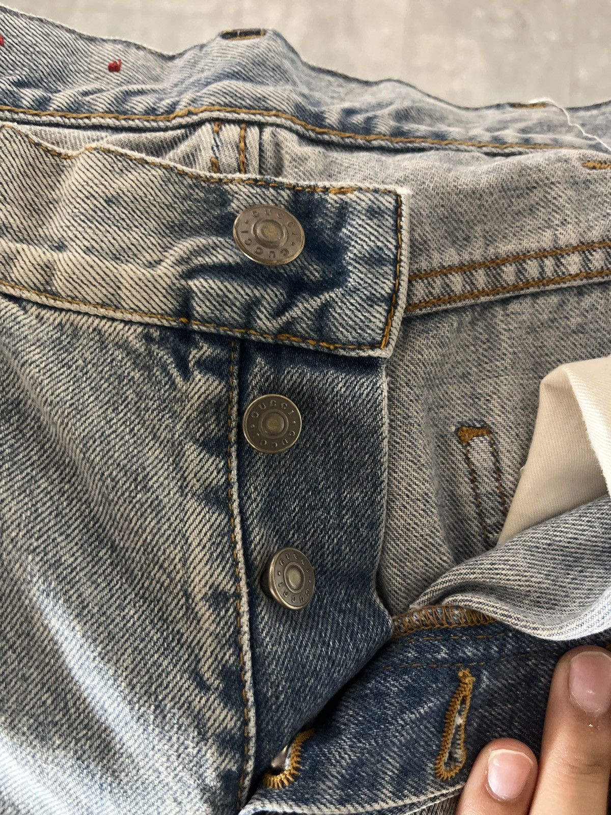 Gucci GUCCI CROPPED PRINTED WASHED DENIM PANTS SIZE 36 Size US 36 / EU 52 - 3 Thumbnail