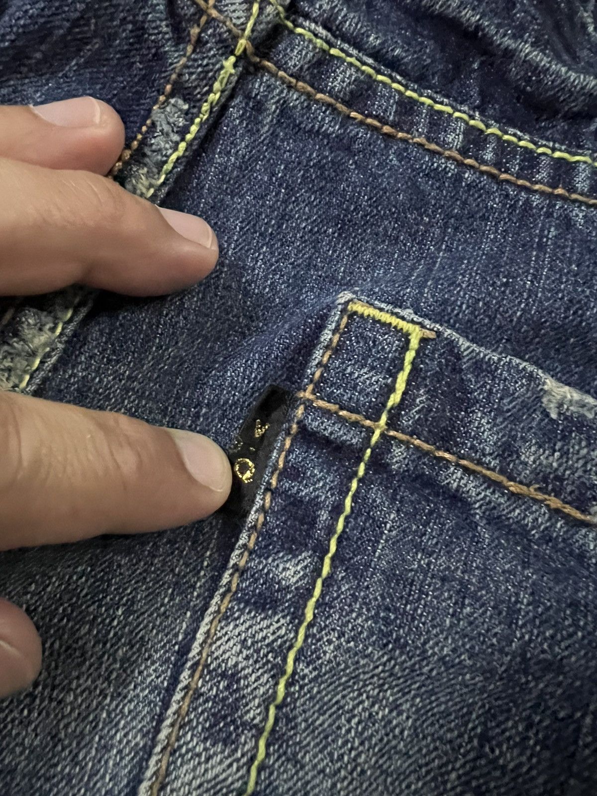 Japanese Brand 💥Vanquish Distresss Jean Very Rare Size US 32 / EU 48 - 19 Thumbnail