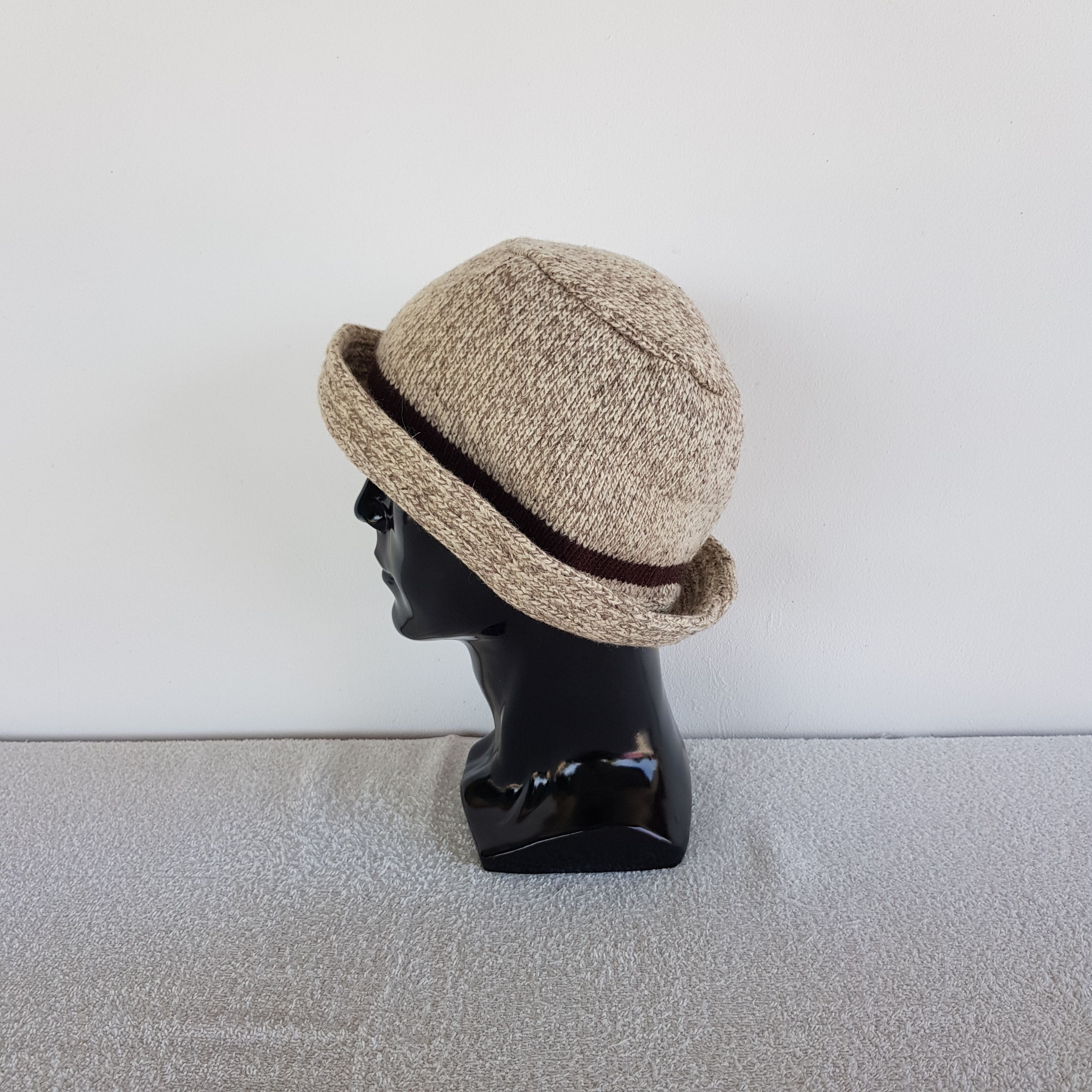Japanese Brand Vintage Unknown Japanese Brand Y2K Beanie Snow Caps Hats Size ONE SIZE - 4 Thumbnail