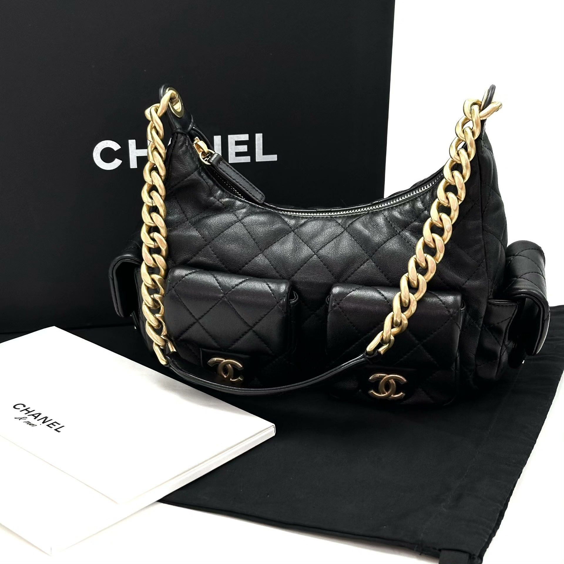Chanel Pre-loved Bag Very good condition Size ONE SIZE - 1 Thumbnail