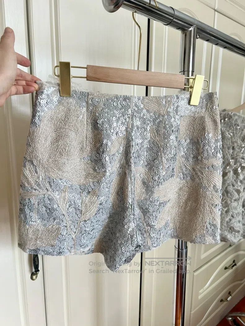 Brunello Cucinelli Brunello Cucinelli Sequin Embroidered Shorts Size 25" / US 0 / IT 36 - 4 Thumbnail