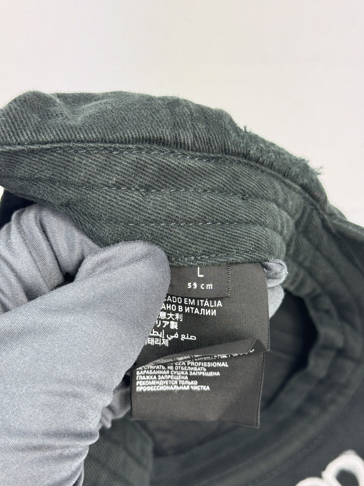 Balenciaga LOGO EMBROIDERED DISTRESSED CAP Size ONE SIZE - 9 Thumbnail