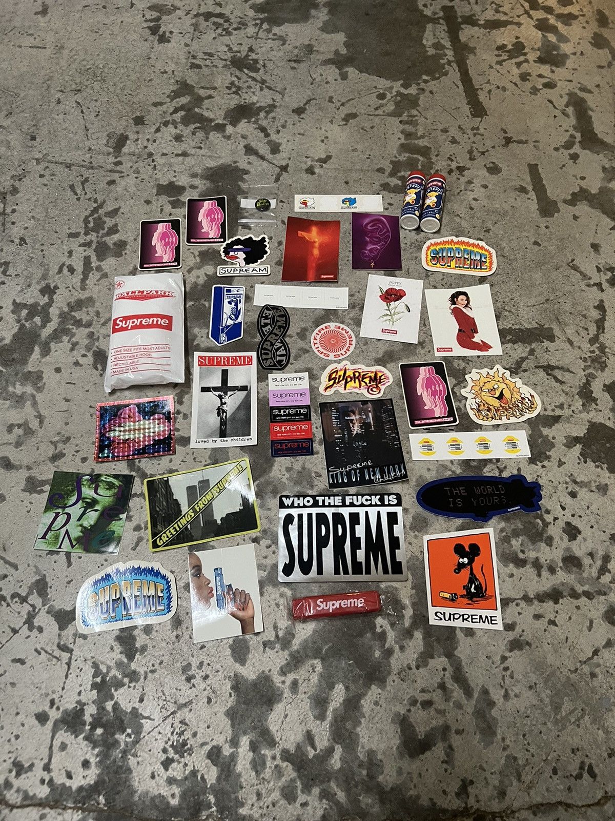 Supreme Supreme sticker and freebie accessory lot. Size ONE SIZE - 1 Thumbnail