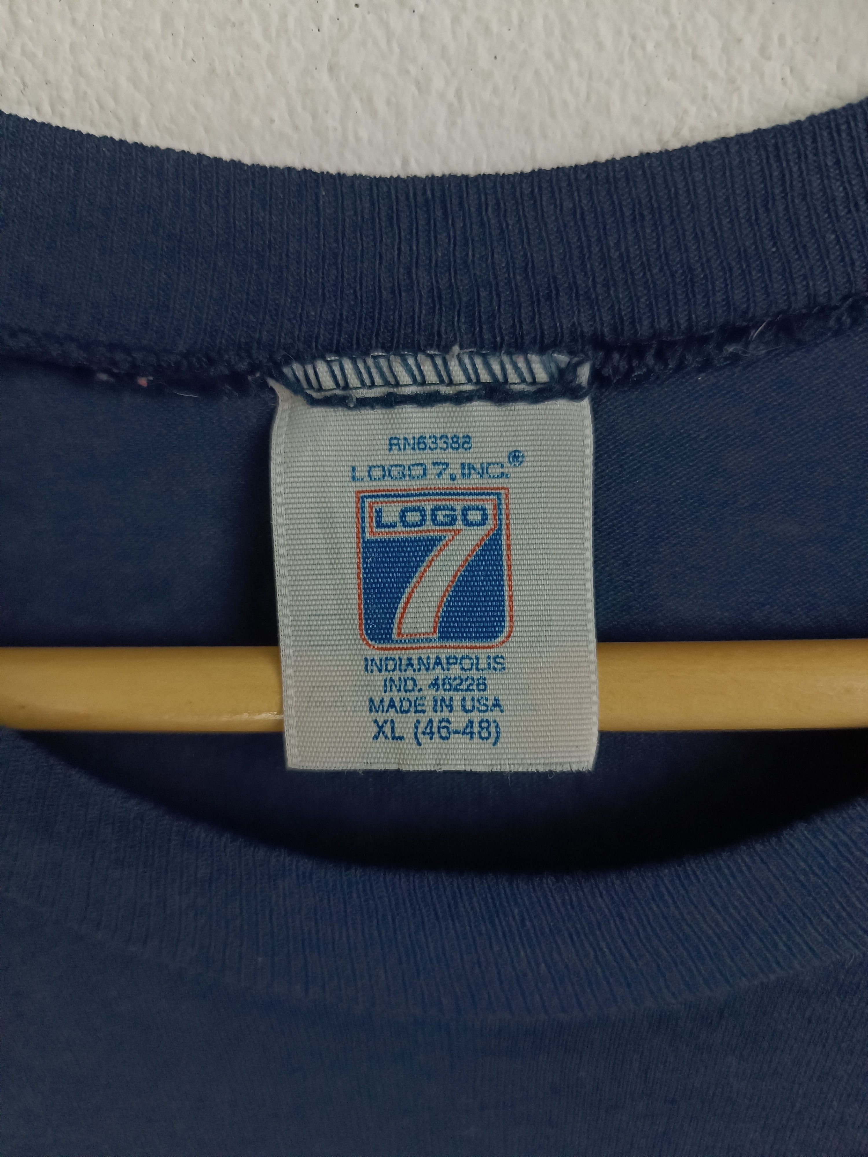 NFL VINTAGE 80'S NFL CHICAGO BEARS FADED TEE BULLS CUBS SOX Size US XL / EU 56 / 4 - 7 Thumbnail