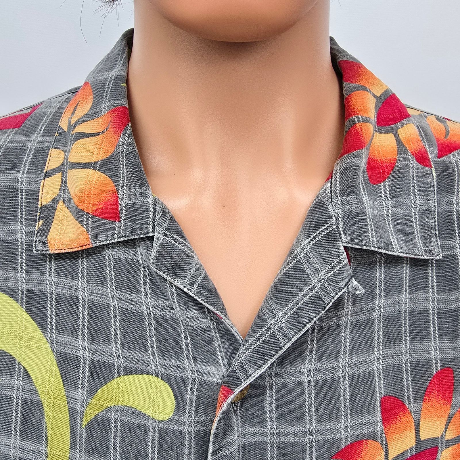 Tommy Bahama Tommy Bahama Silk Camp Shirt Floral Plaid Check Hawaiian XL Size US XL / EU 56 / 4 - 4 Thumbnail