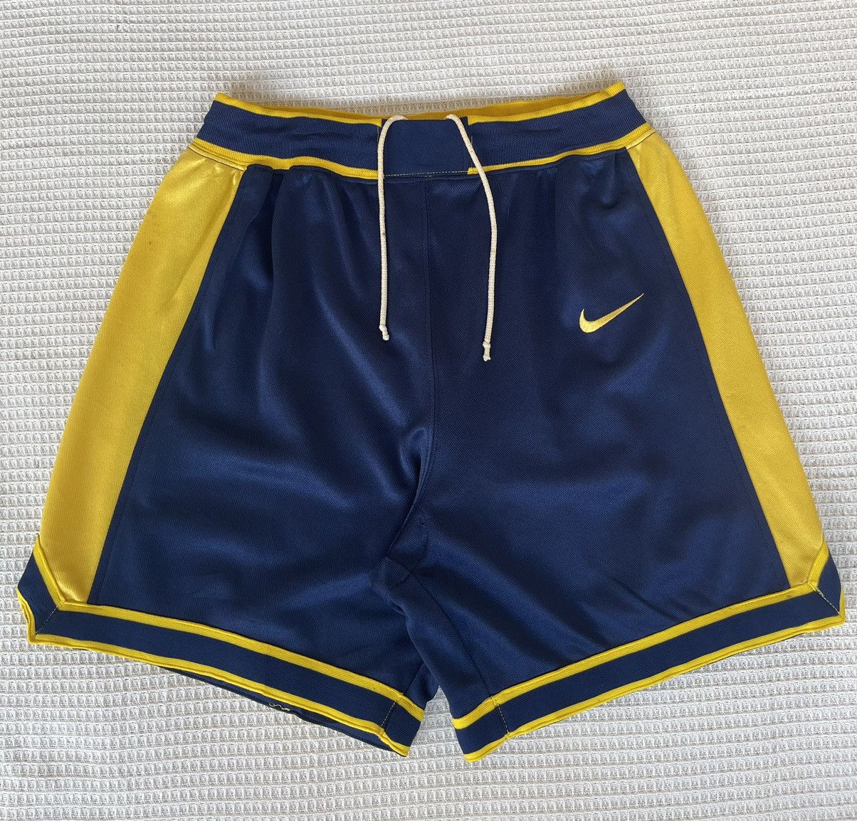 Nike × Vintage Vintage’90s🔥NIKE🔥Running Shorts Size M Size US 31 - 1 Thumbnail