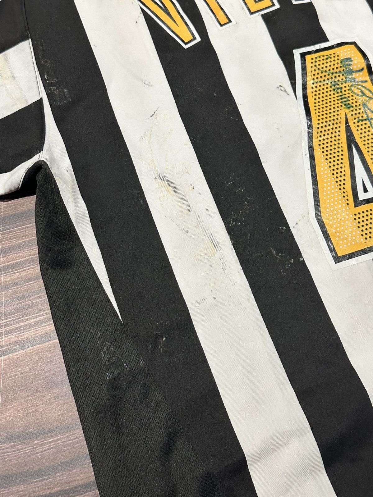 Nike × Vintage Vintage Soccer Jersey Juventus 2005-2006 Veira❗️ Size US L / EU 52-54 / 3 - 11 Thumbnail