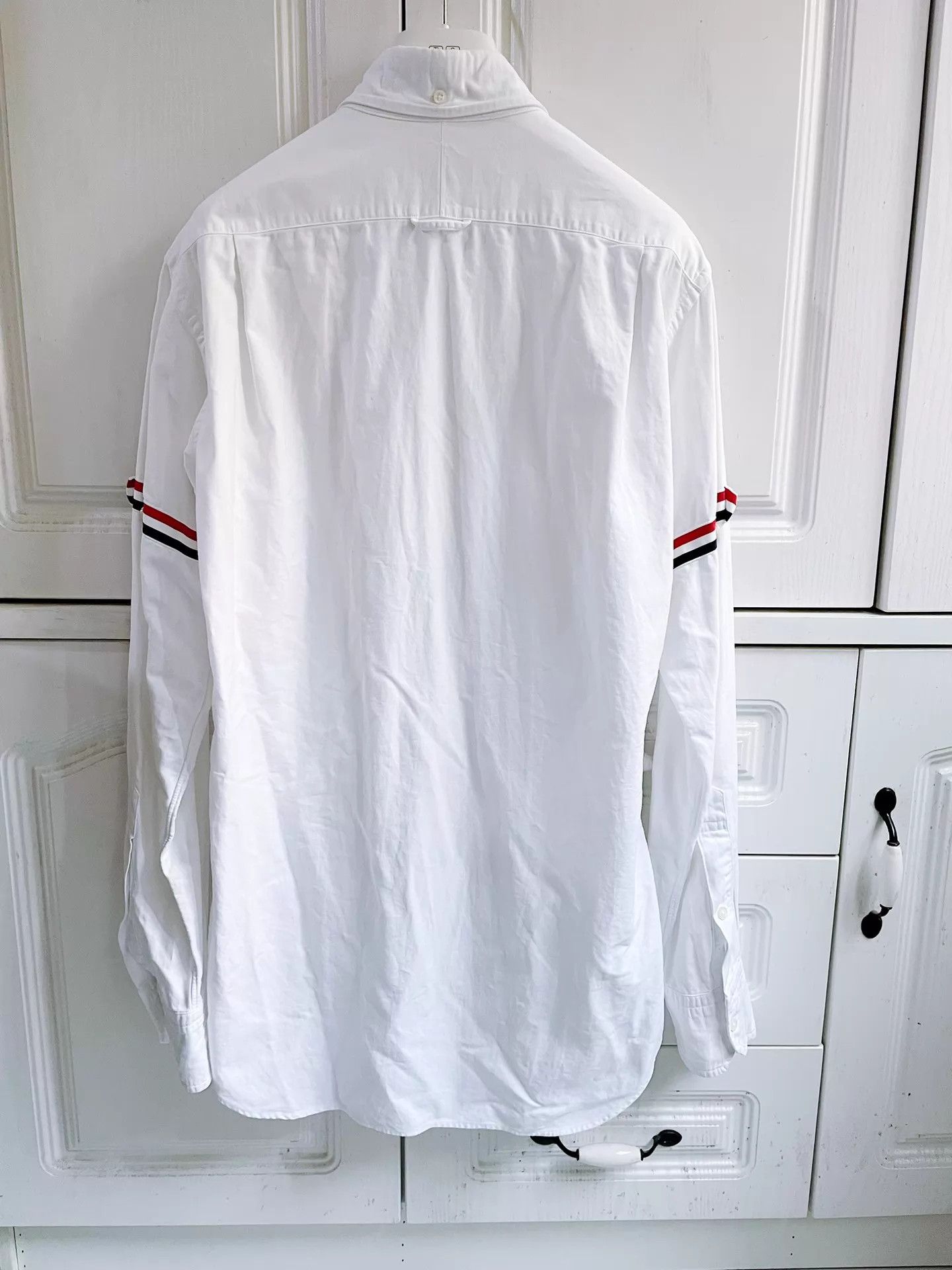 Thom Browne Thom Browne Classic Stripe Oxford Shirt Men's Size 2 Size US M / EU 48-50 / 2 - 2 Thumbnail