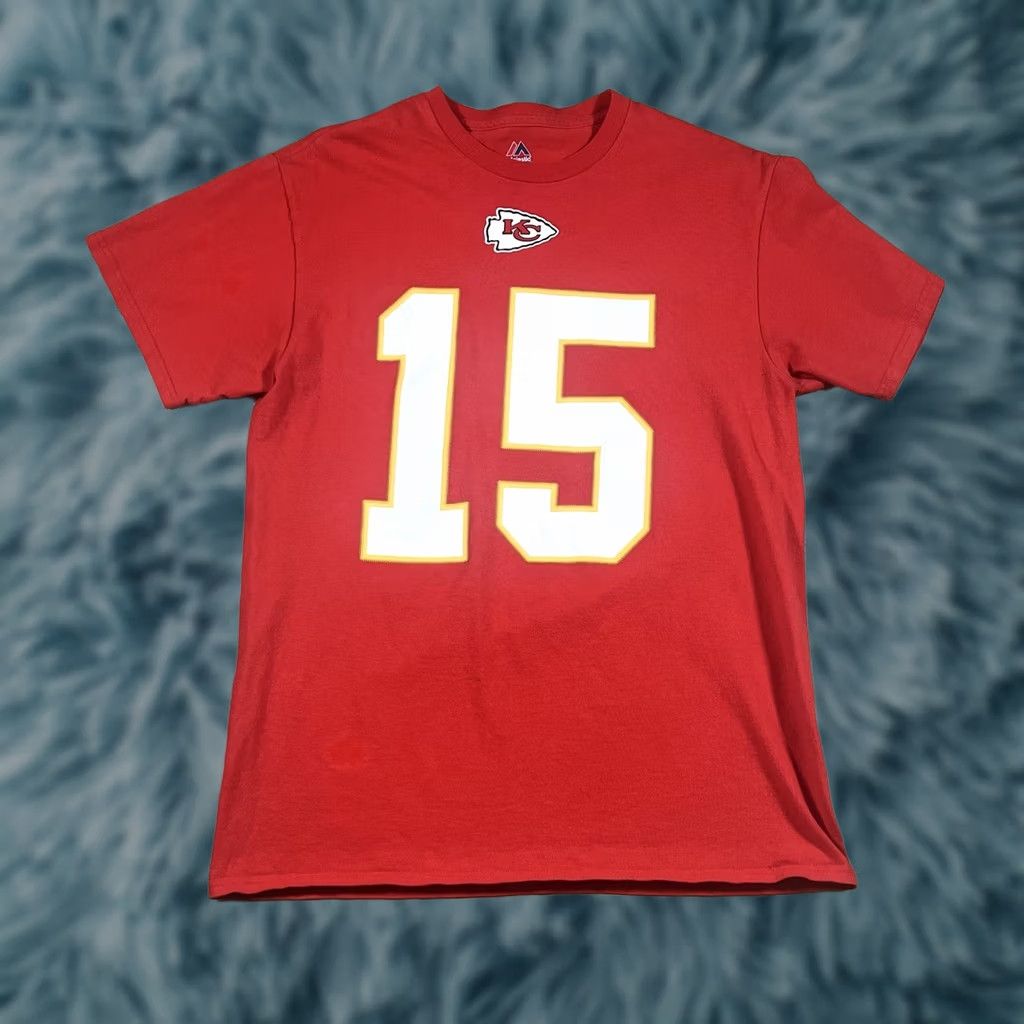 Vintage Majestic Patrick Mahomes T-Shirt City Red 2XL Mens Shirt Size US XXL / EU 58 / 5 - 1 Thumbnail
