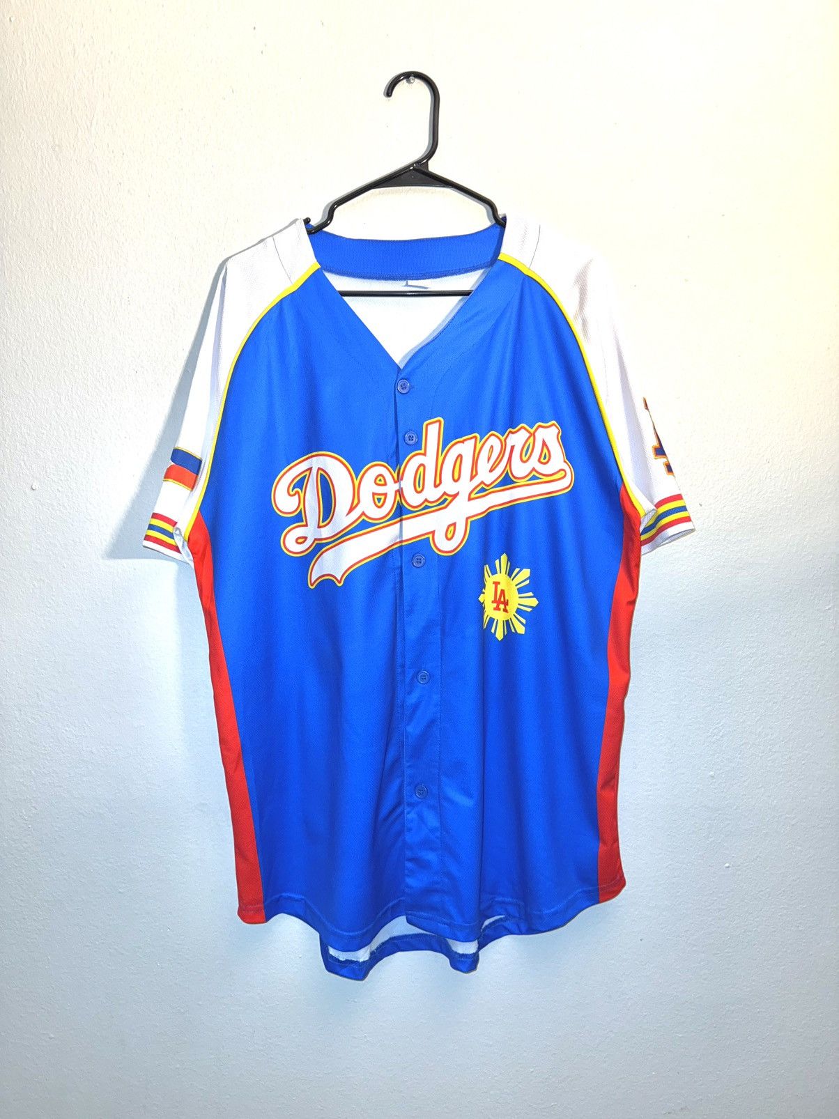 MLB Los Angeles Dodgers Jersey Filipino Heritage Night 2021 Size US XL / EU 56 / 4 - 1 Thumbnail