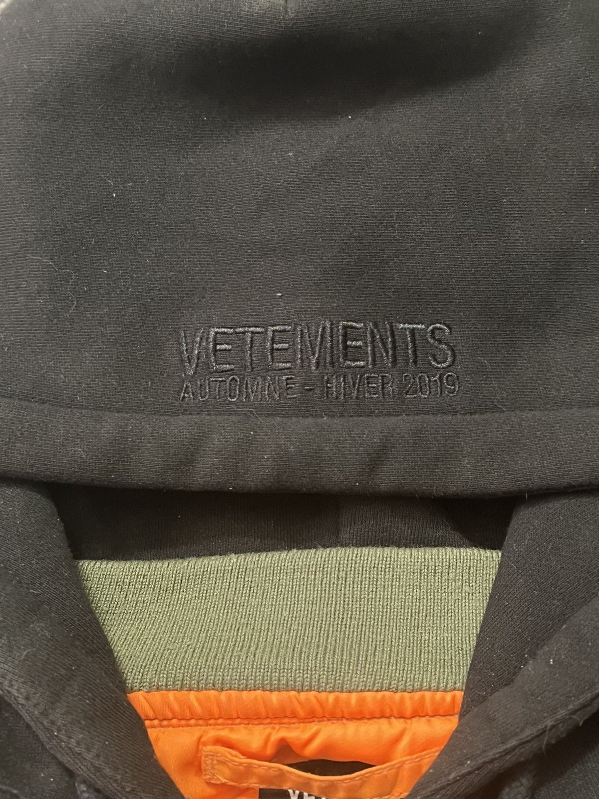 Alpha Industries × Vetements Vetements Alpha Industries AW19 Tribal Bomber Jacket Size US XS / EU 42 / 0 - 7 Thumbnail