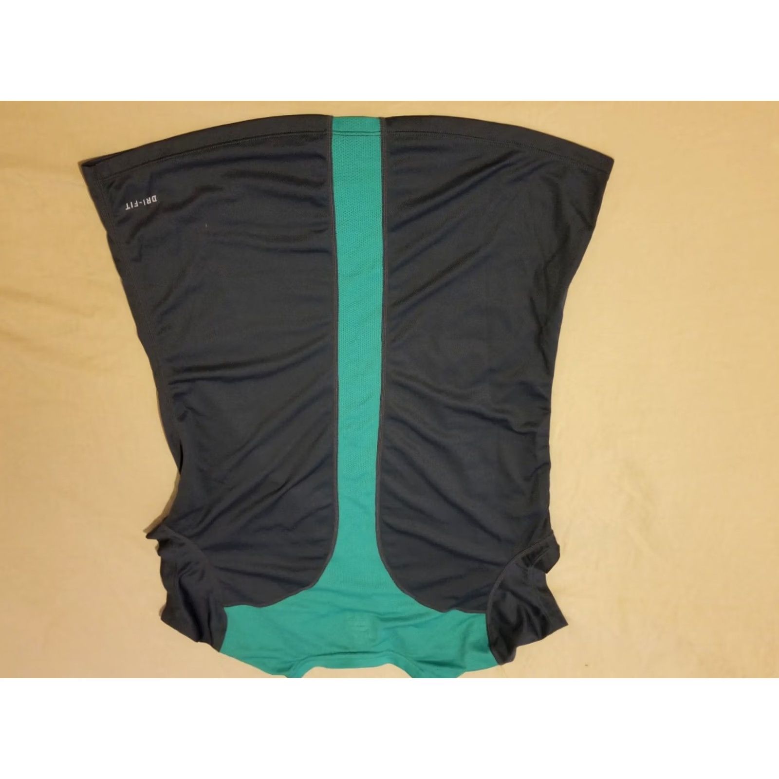 Nike Nike Shirt Womens M Medium Green Long Sleeve Activewear Athletic Gym Workout Size M / US 6-8 / IT 42-44 - 5 Thumbnail