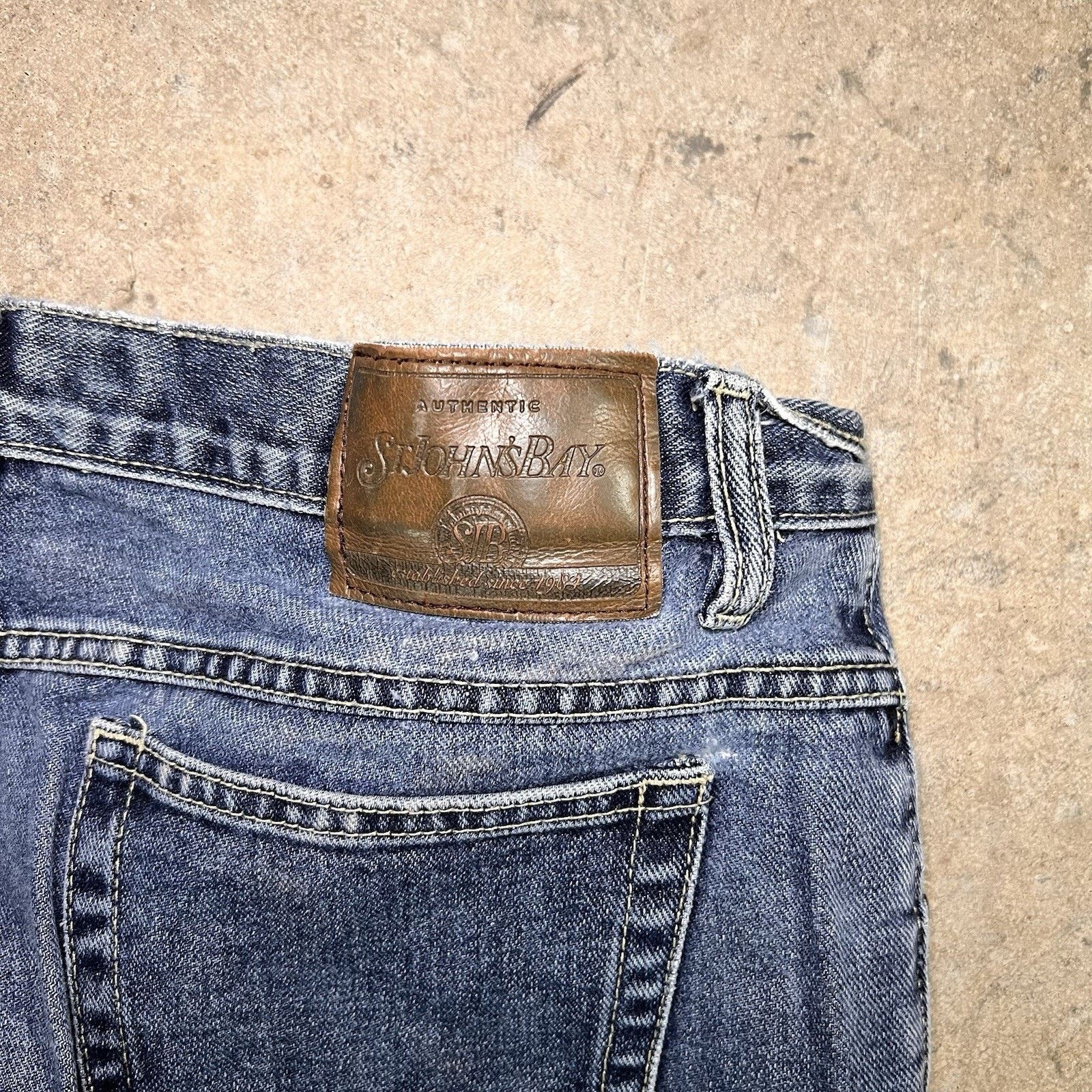 St. Johns Bay St. John's Bay Classic Fit Women's size 16T Jeans Vintage Size 38" / US 16 / IT 52 - 6 Thumbnail