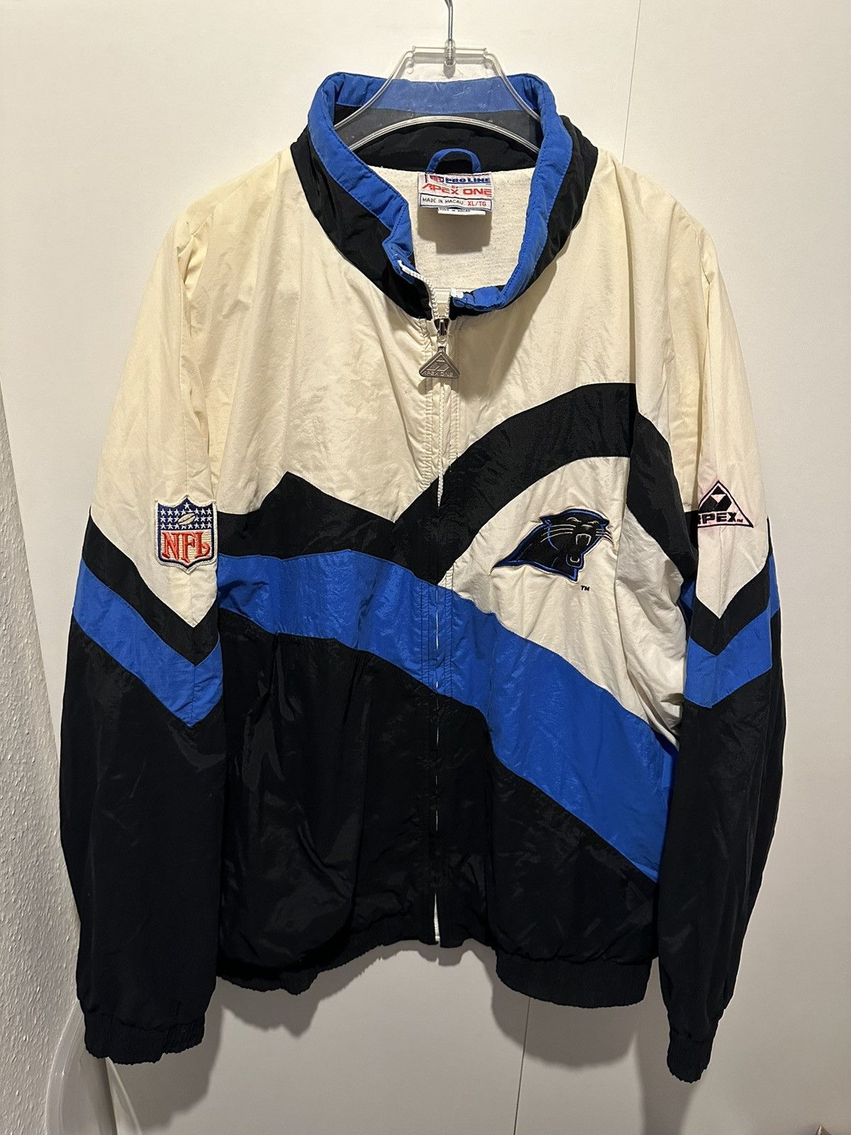 image of Apex One Jacket Carolina Panthers Size XL Vintage Pro Line in Blue, Men's