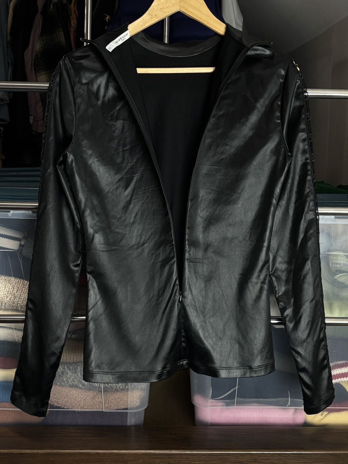 Givenchy Givenchy Leather-Look Top With Lace Details Designer Rare Size S / US 4 / IT 40 - 7 Thumbnail