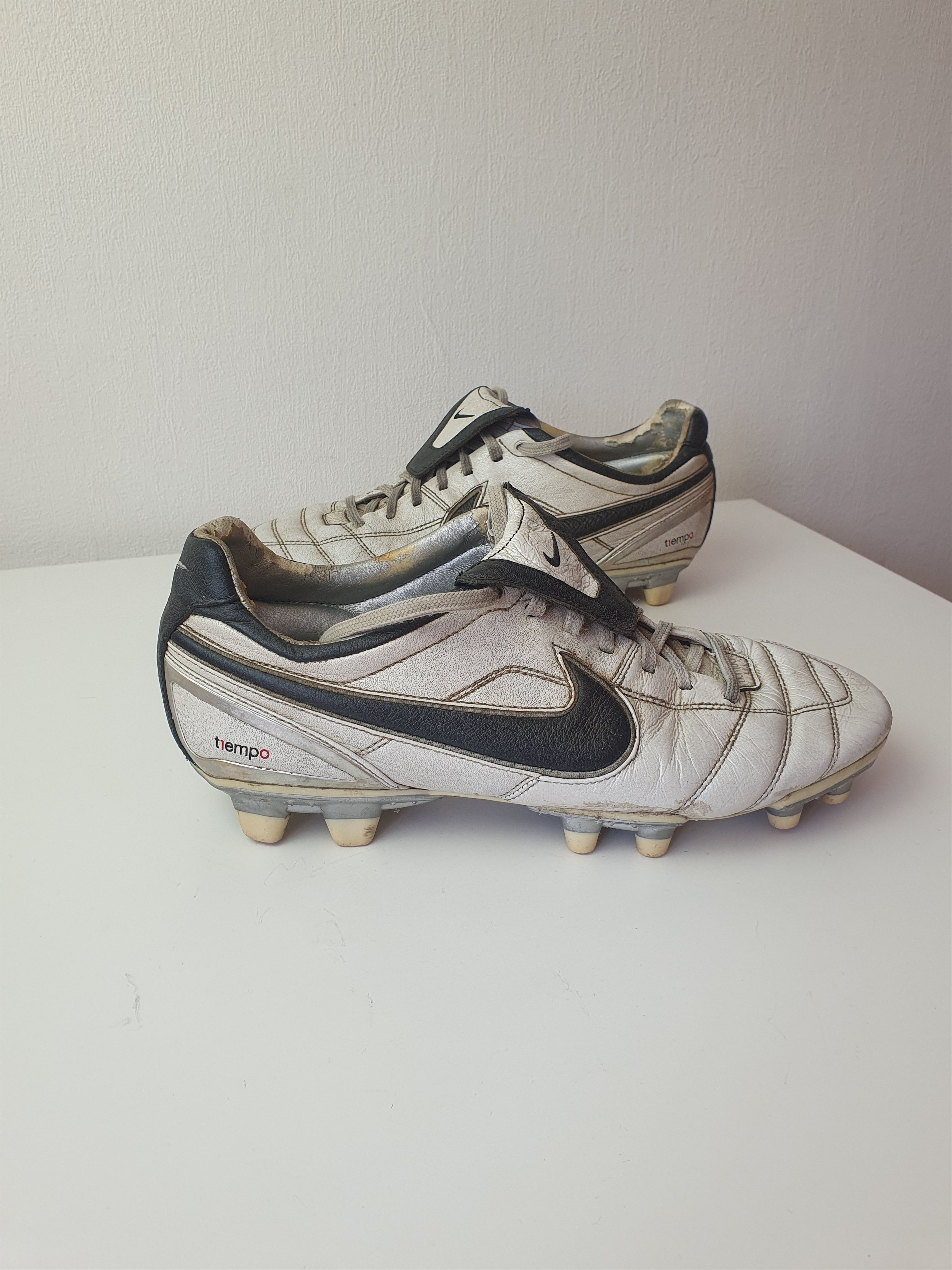 Vintage Football Boots Nike Air Zoom Tiempo Legend II