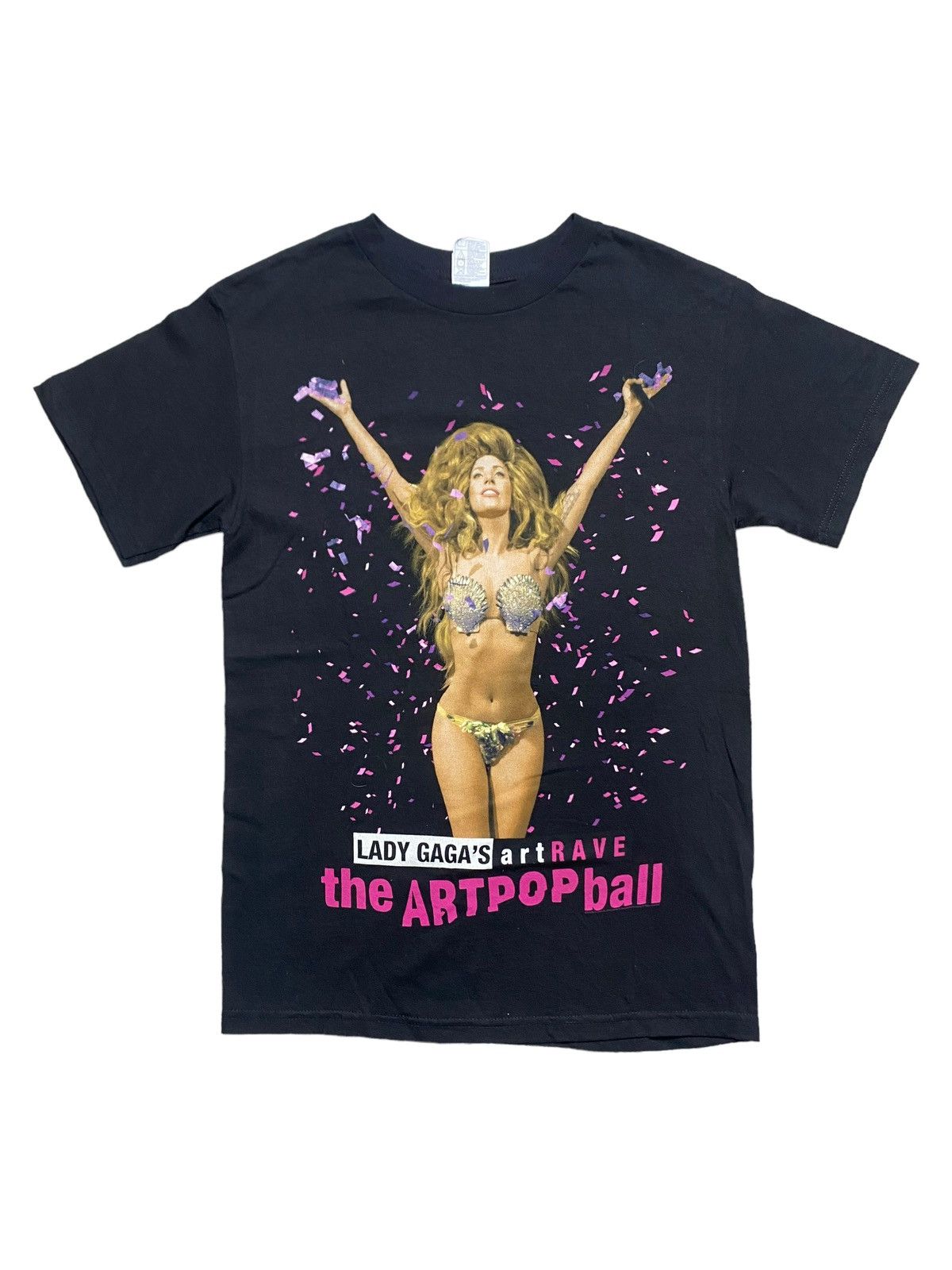 Band Tees VINTAGE LADY GAGA SINGER ARTRAVE ARTPOP BALL TEE Size US S / EU 44-46 / 1 - 1 Thumbnail