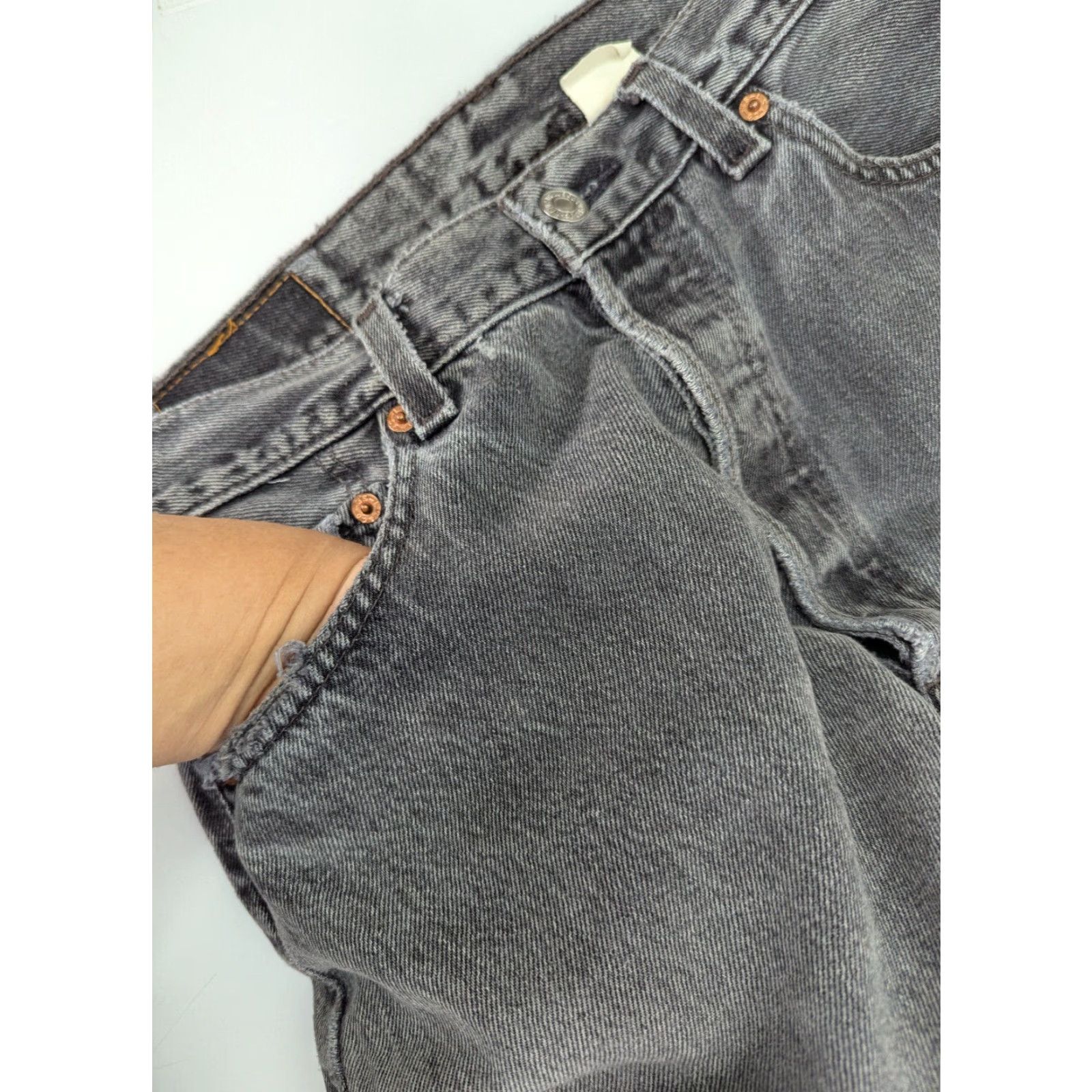 Levi's VINTAGE Levi's 501 Jeans Women Grey 33x29 Button Fly Original Denim Distress Casual Regular Fit USA 00s Womens Size 24" / US 00 / IT 34 - 3 Thumbnail