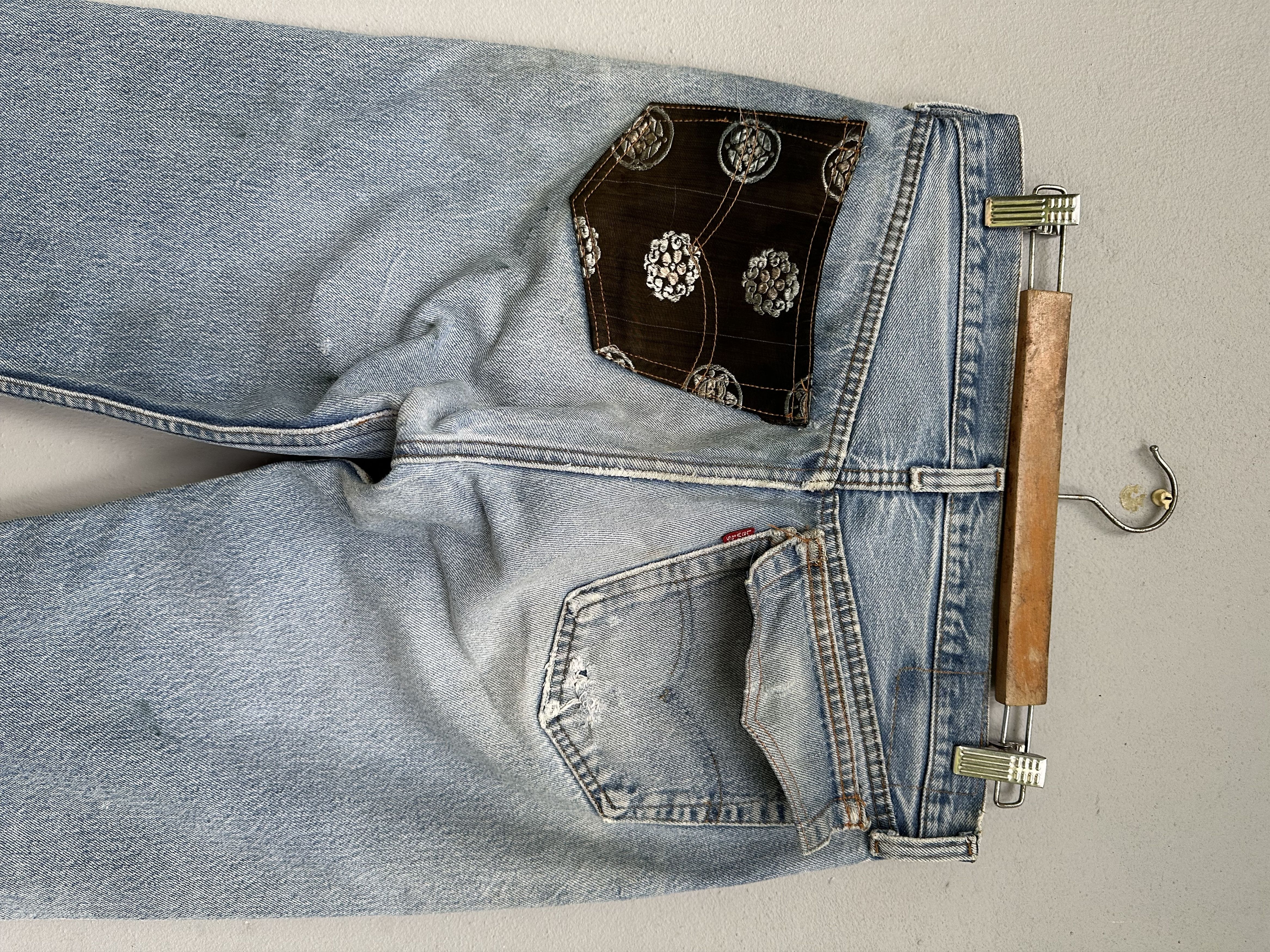 Levi's Vtg Levi’s 501 80s Distressed Rebuild Rip Kurt Cobain Jeans Size US 31 - 11 Thumbnail