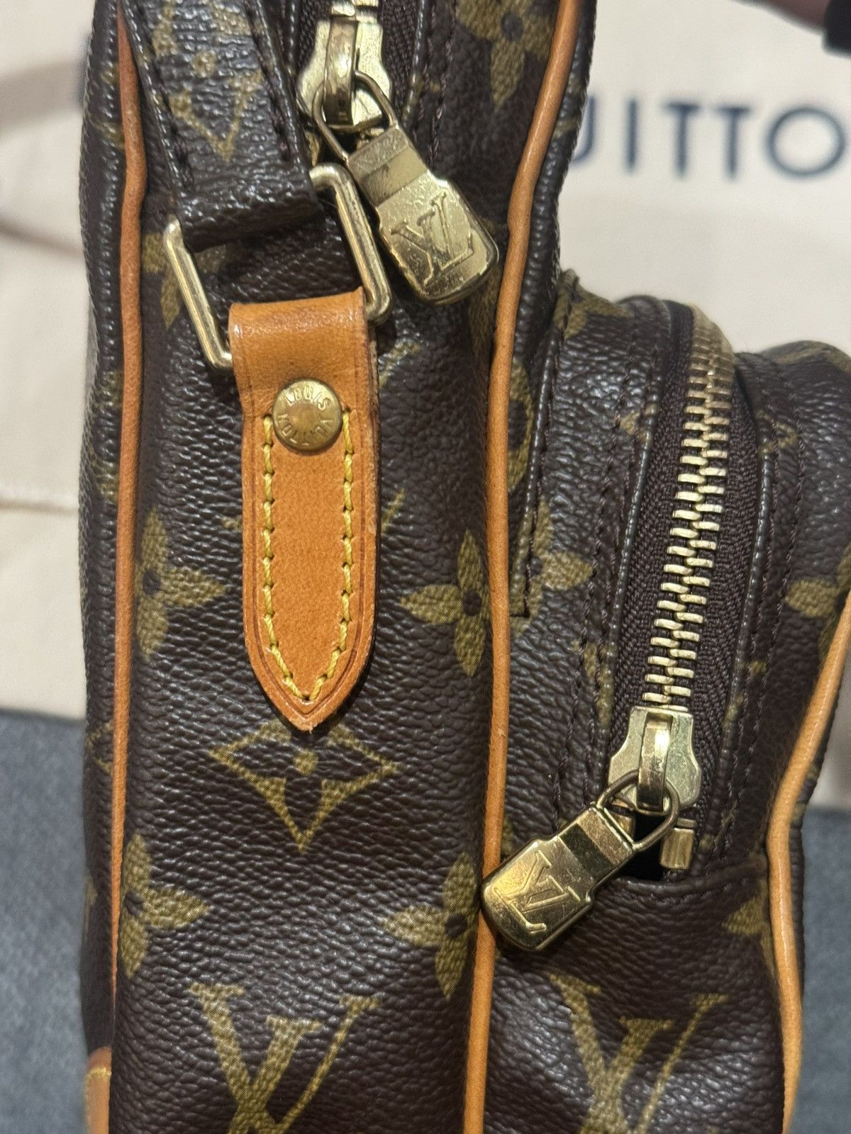 Louis Vuitton Louis Vuitton Canvas Monogram Amazon Crossbody Bag Size ONE SIZE - 12 Thumbnail