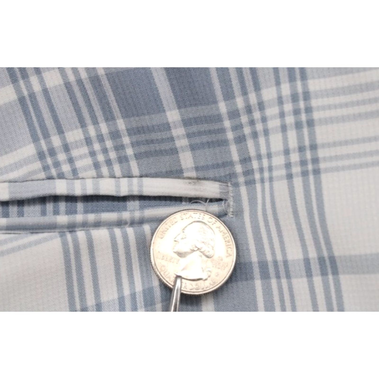 Saks Fifth Avenue Saks Fifth Avenue Golf Shorts Men’s 36 White Blue Plaid Polyester Blend Preppy Bermuda Shorts Regular 36 Blue Colorful City Outdoor 90s Mens Size US 36 / EU 52 - 2 Thumbnail