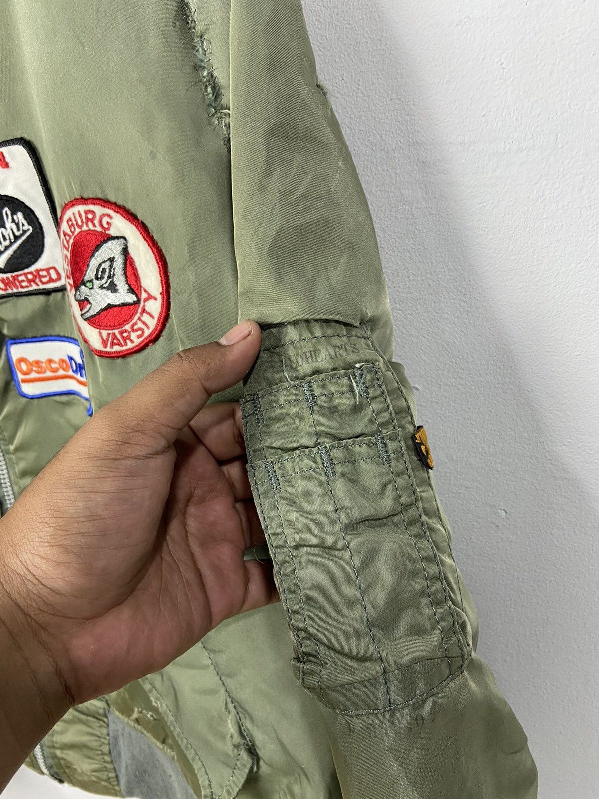 Alpha Industries MA 1 Crazy Design The Wildhearts Worn Distressed Jacket Size US L / EU 52-54 / 3 - 17 Thumbnail