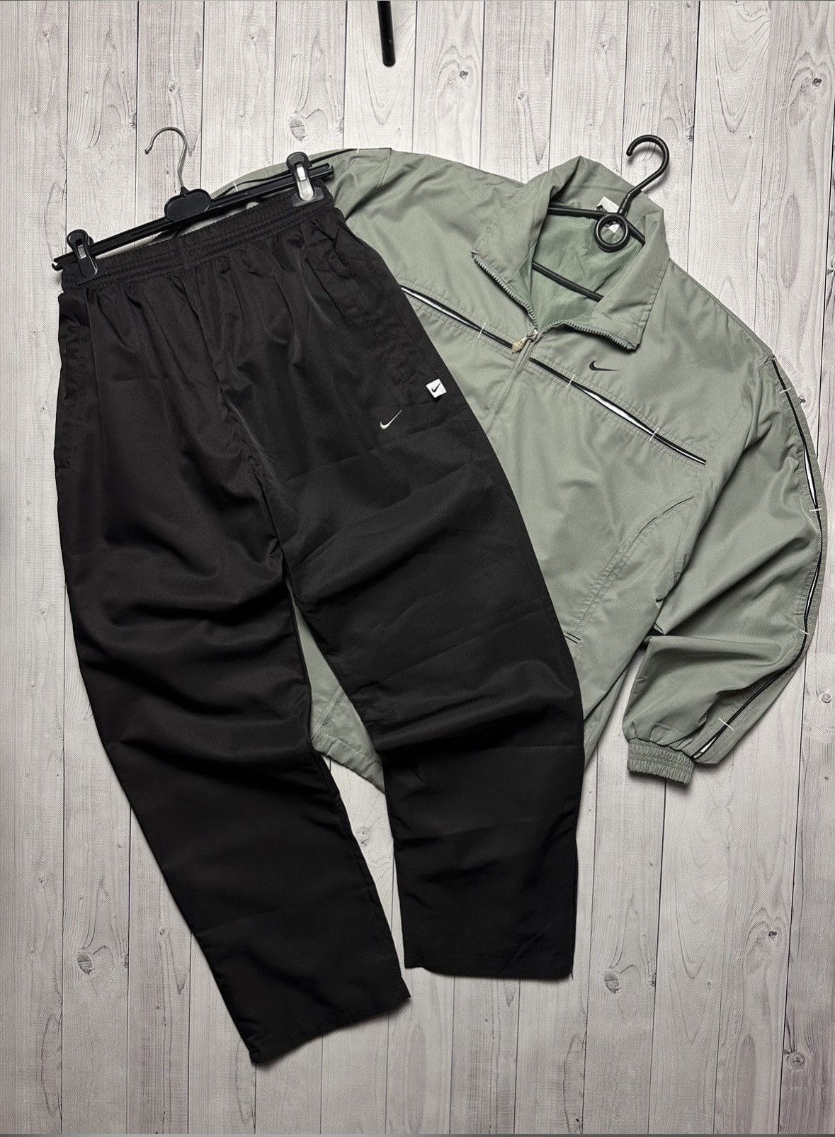 Nike × Vintage Vintage Nike track suit logo green rare size L drill pants Size US L / EU 52-54 / 3 - 12 Thumbnail