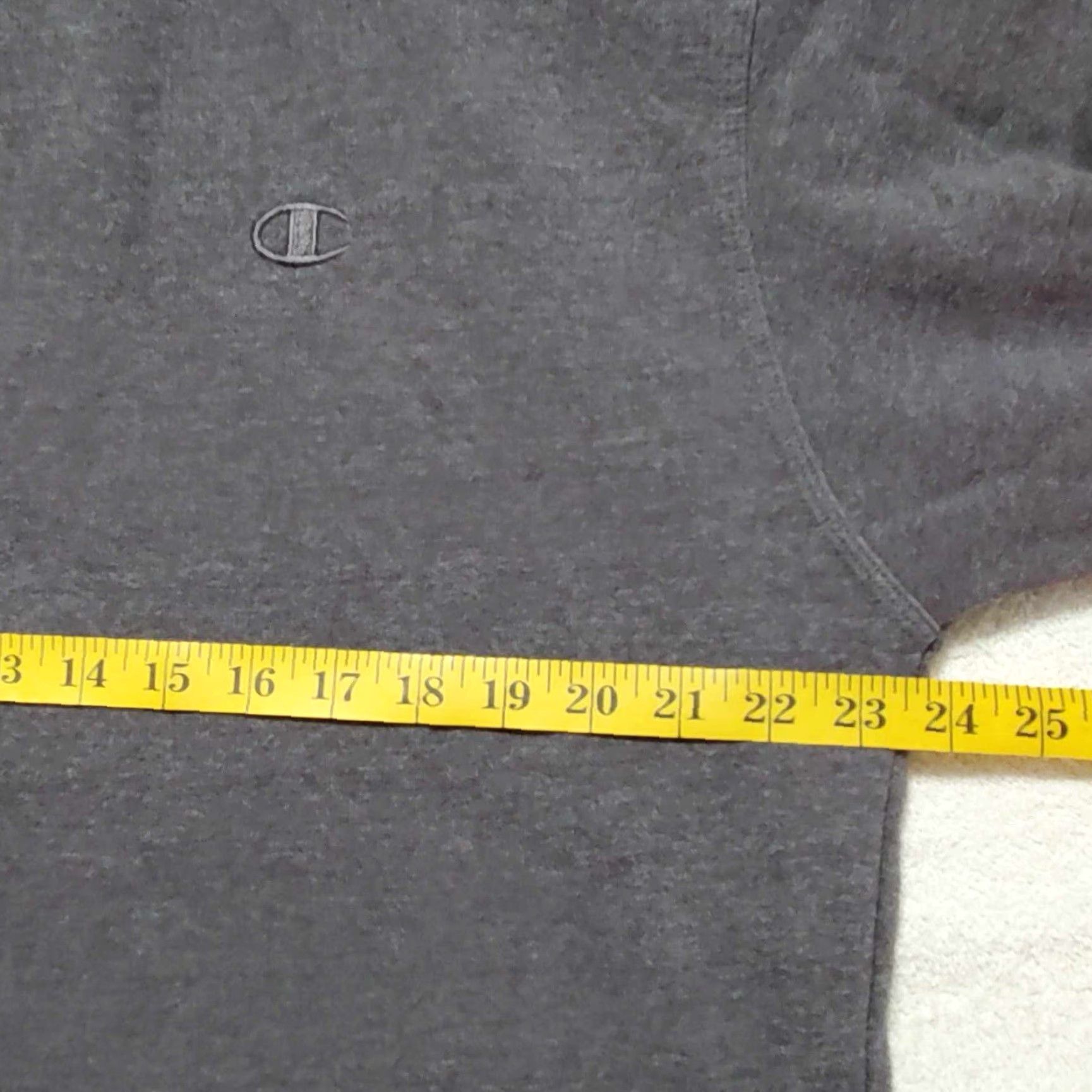 Champion VINTAGE? No, it's not vintage. Champion Sweater Mens Large Gray Pullover Heavy Cotton Long Sleeve L Size US L / EU 52-54 / 3 - 4 Thumbnail