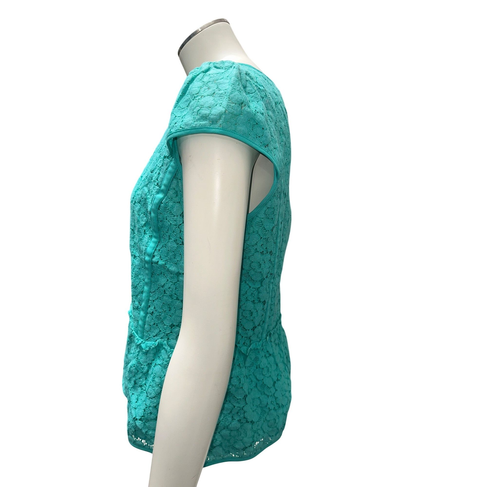 Ann Taylor Ann Taylor Size 4 Turquoise Lace Peplum Blouse Chic Romantic Size S / US 4 / IT 40 - 4 Thumbnail
