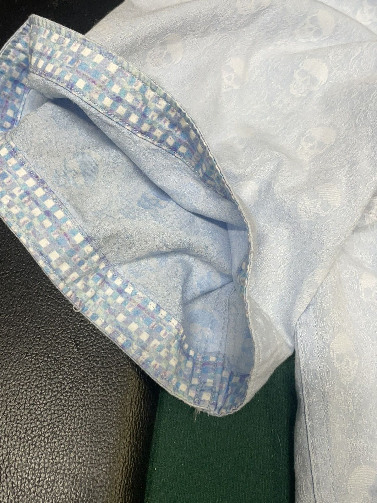 Robert Graham Robert Graham Light Blue Skull Pattern Button-Up (2XLT) Size US XXL / EU 58 / 5 - 6 Thumbnail