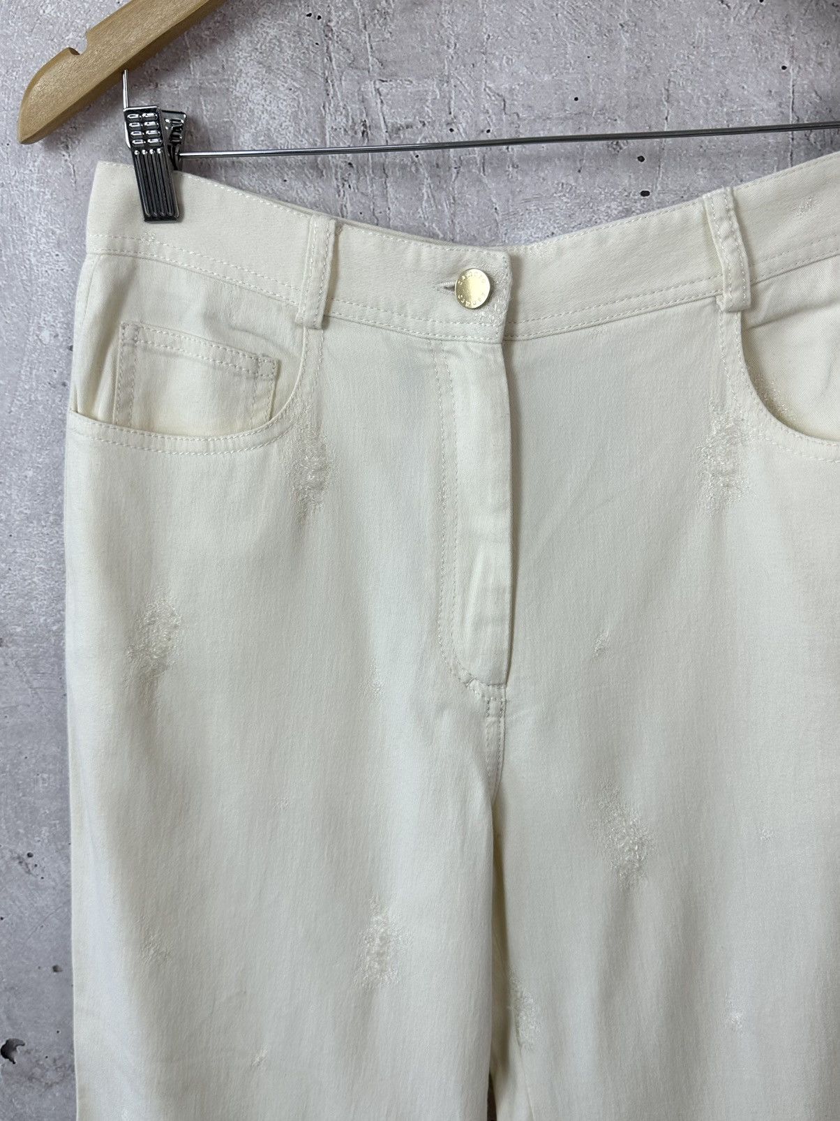 Sandro Sandro Ivory Distressed Cotton Pants Size 30" / US 8 / IT 44 - 5 Thumbnail