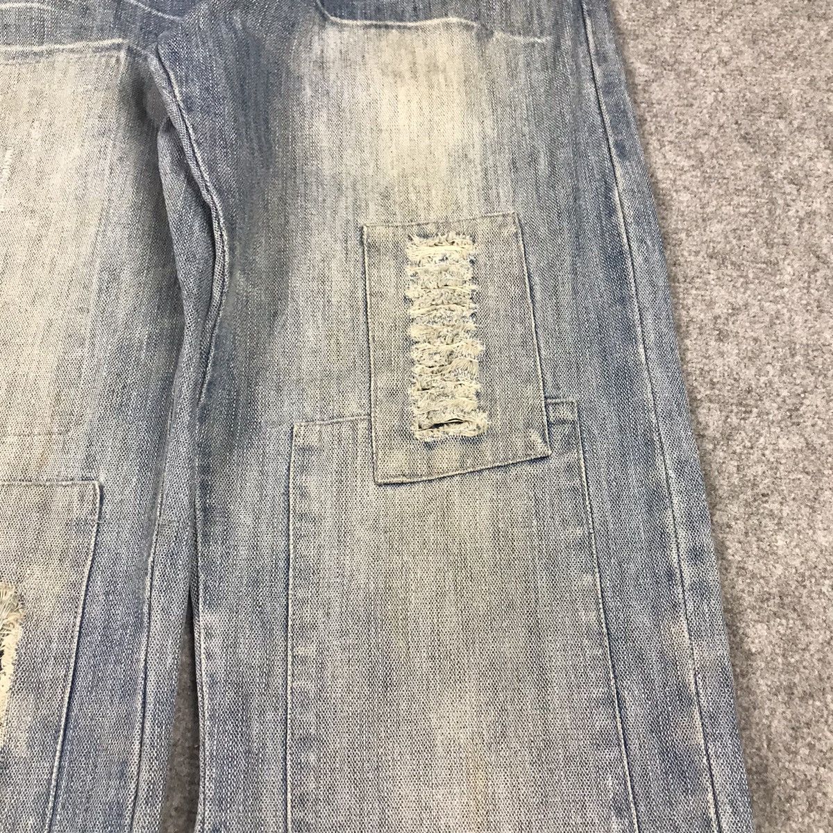 Japanese Brand JAPANESE BRAND JAPAN STYLE DISTRESSED PANTS Size US 32 / EU 48 - 6 Thumbnail