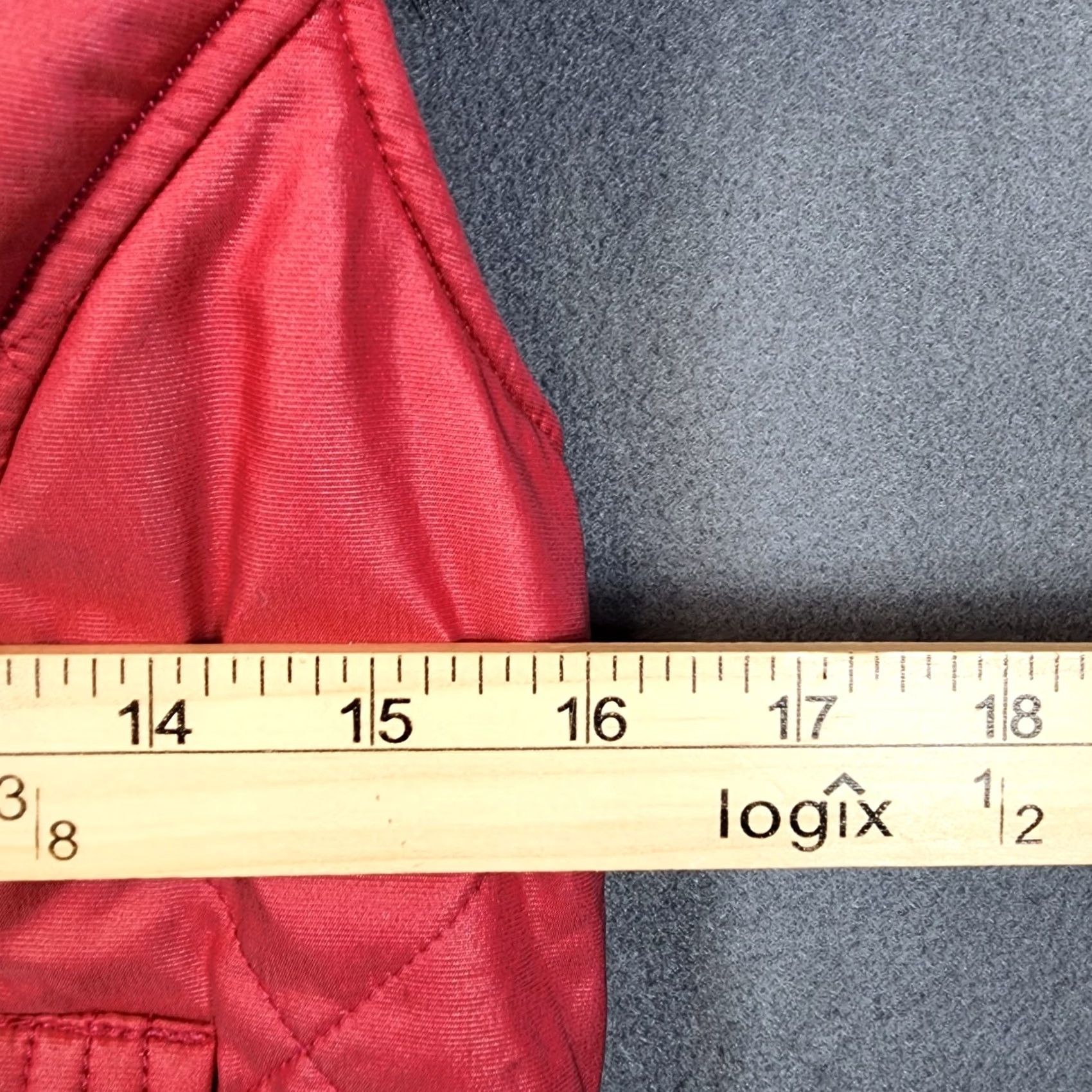 Ariat Ariat Womens Vest XS Pink Full Zip Quilted Puffer Faux Fur Trim Pockets Vest Ladies XS Pink Quilted Puffer Vest Size XS / US 0-2 / IT 36-38 - 4 Thumbnail