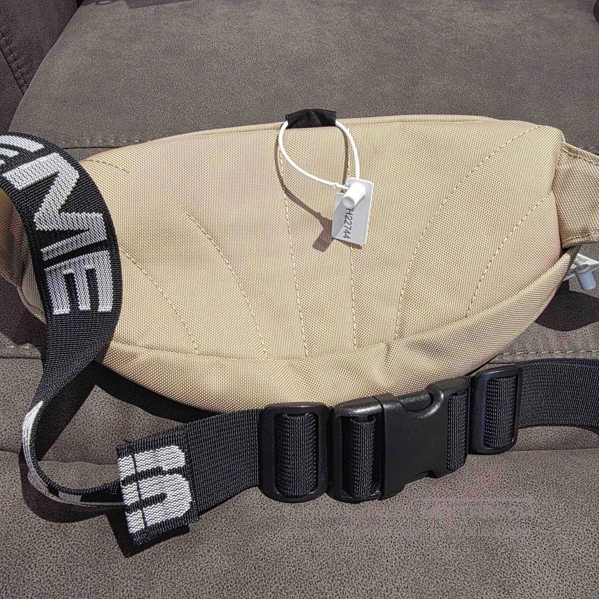Other 18SS khaki waist bag / shoulder bag Size ONE SIZE - 4 Thumbnail