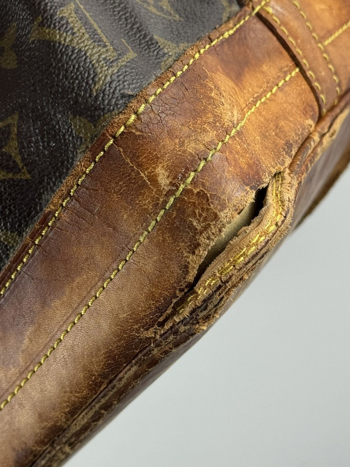 Louis Vuitton Vintage 80s Louis Vuitton Monogram Noe Bucket Bag Authentic Size ONE SIZE - 16 Thumbnail